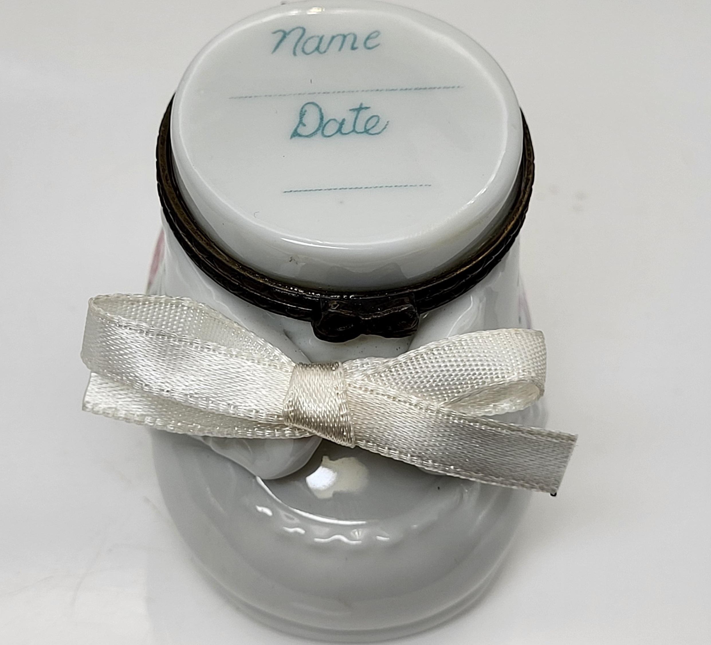 Baby shoe porcelain hinged trinket box. Made by Midwest of Cannon Falls. view 4