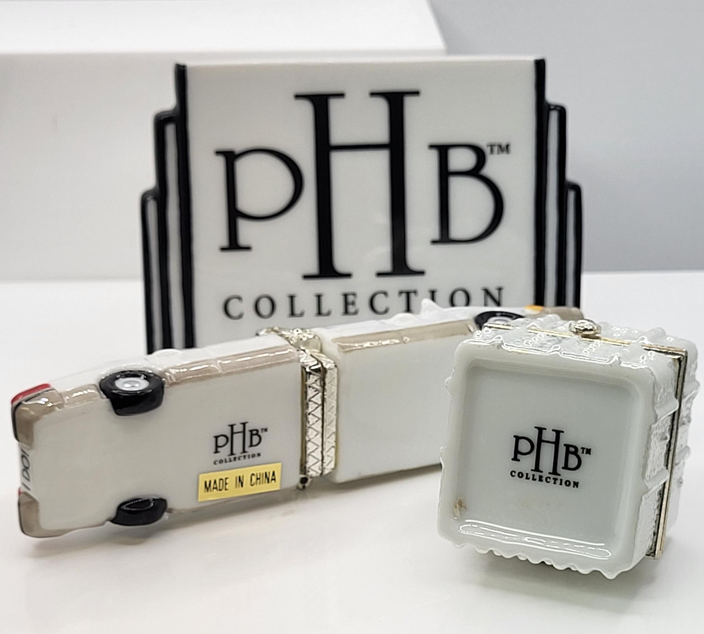 Wedding duo. Just married limousine porcelain hinged box with wedding couple, and ring box with wedding ring trinket. Made by MCF. view 10
