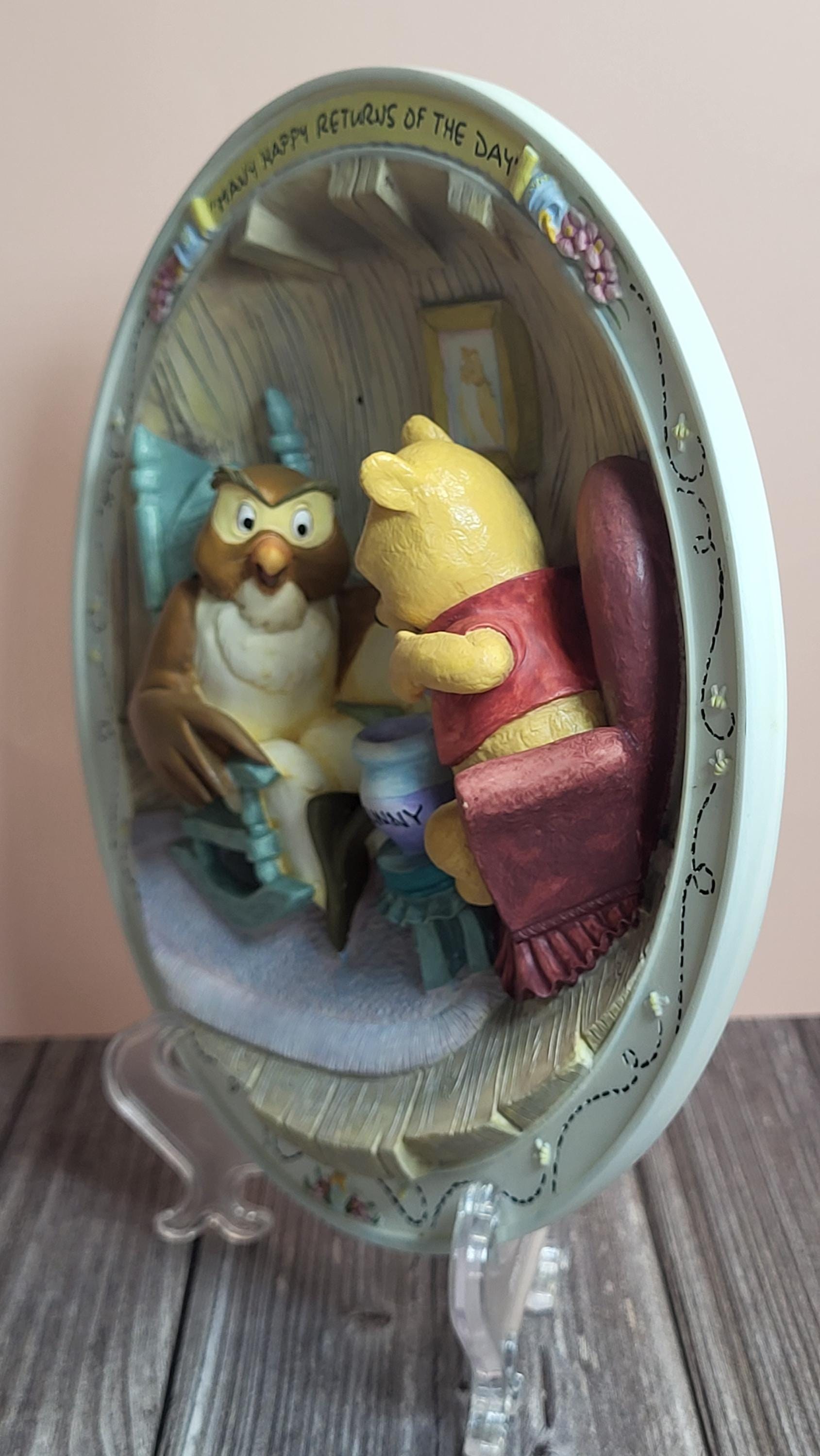 Bradford Exchange Winnie the Pooh "Many Happy Returns of the Day" Collector Plate view 7