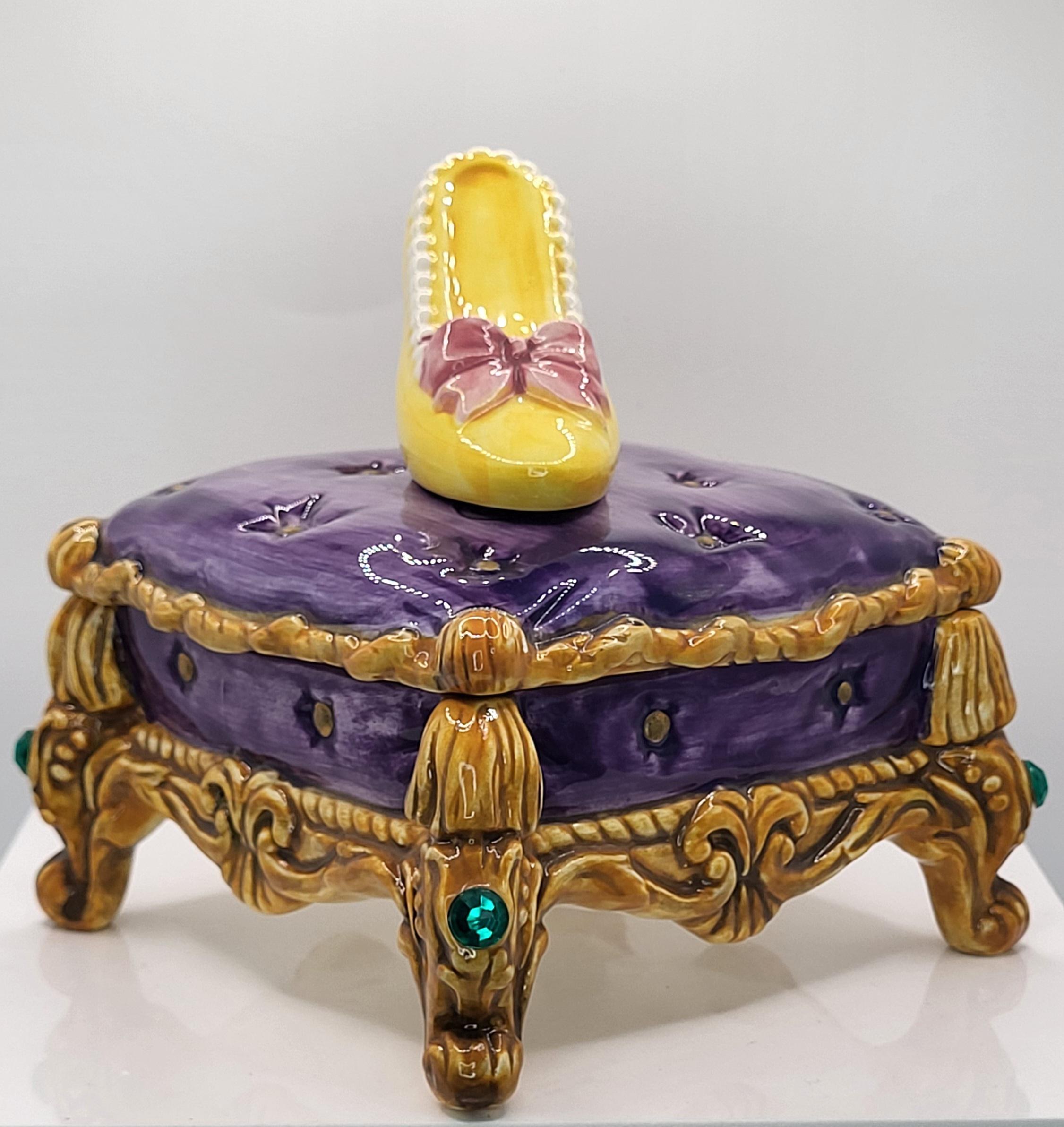 Rare 1995 Fitz & Floyd Cinderella Golden Slipper Porcelain Trinket Box view 3