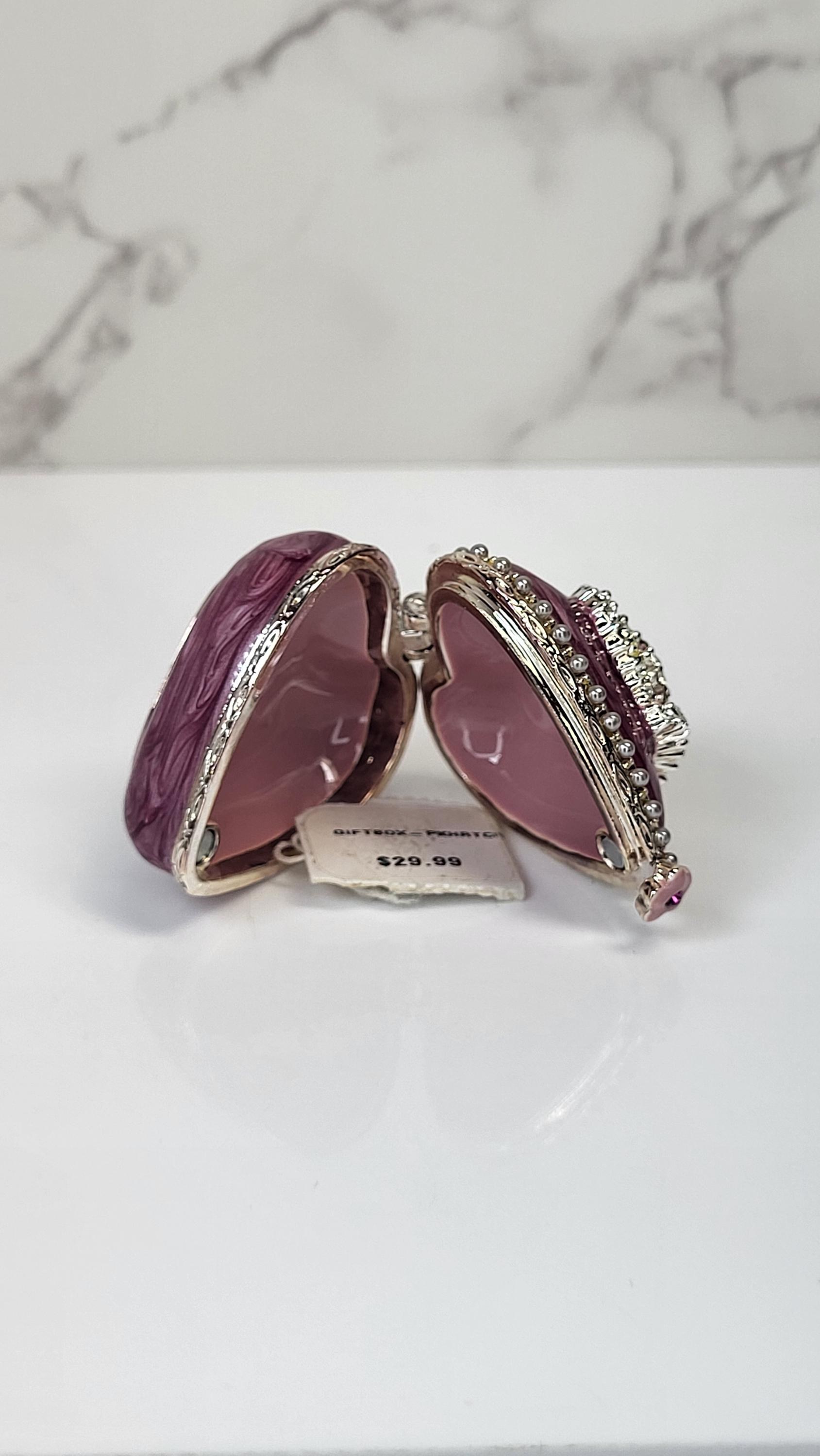 Vintage Bejeweled Heart Trinket Box, Enamel Crown Design, Magnetic Hinge Closure, Like New with Original Tag, Royal Keepsake Jewelry Box view 7
