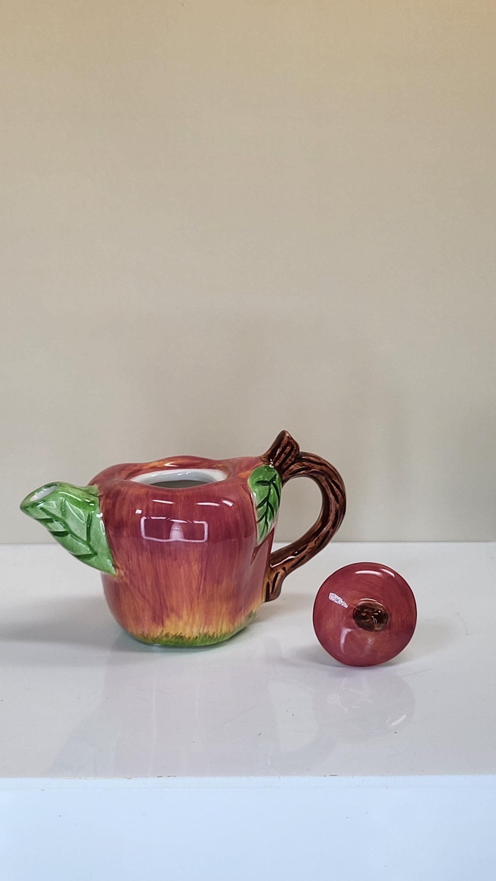 Rare Vintage Kevins Gift Shoppe Apple Teapot view 3
