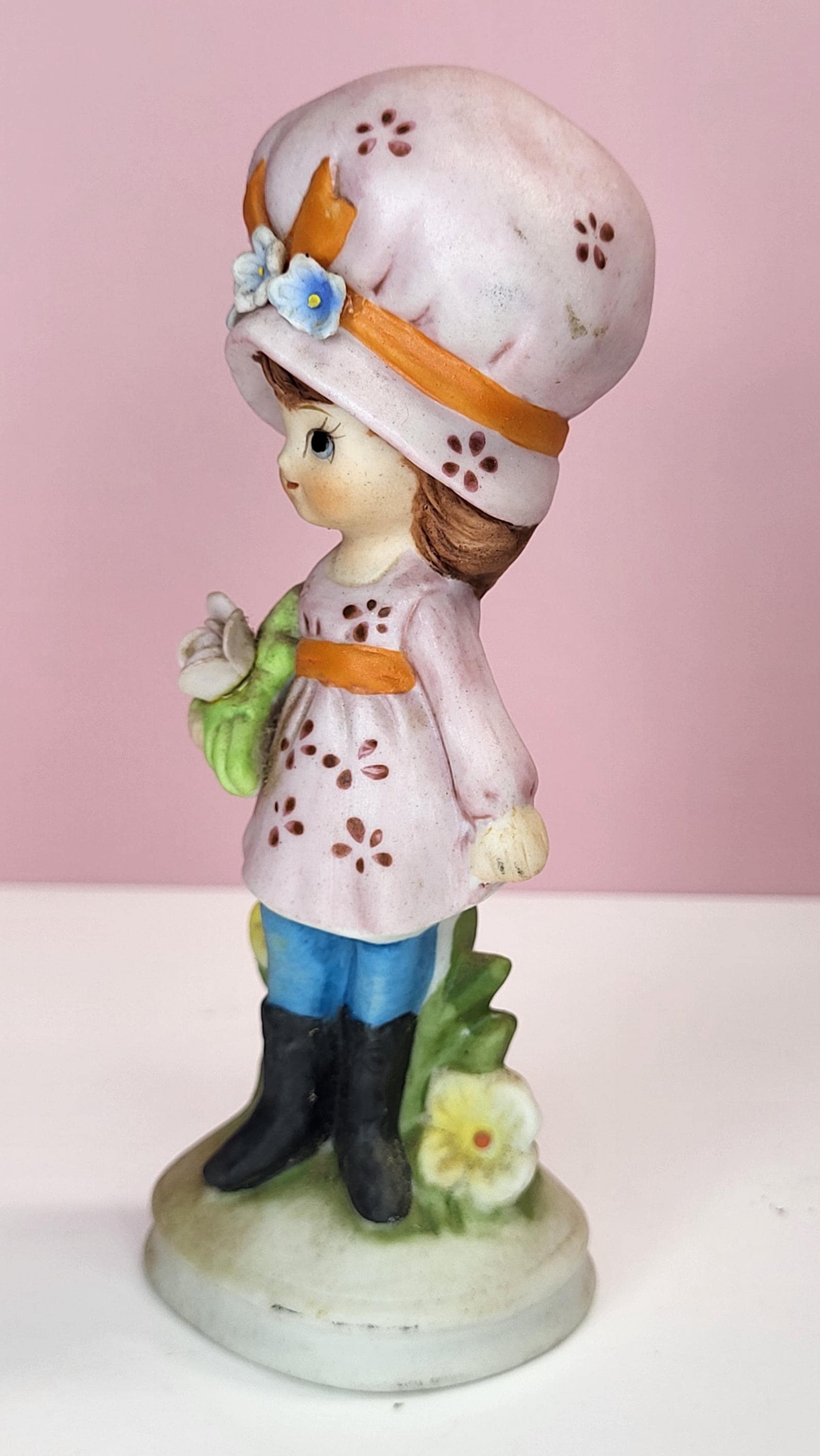Vintage Holly Hobbie Napcoware Figurine Girl with Pink Bonnet and Flowers, Model C8820, Made in Japan, 1970s, Perfect Condition, 4.5" Tall view 4