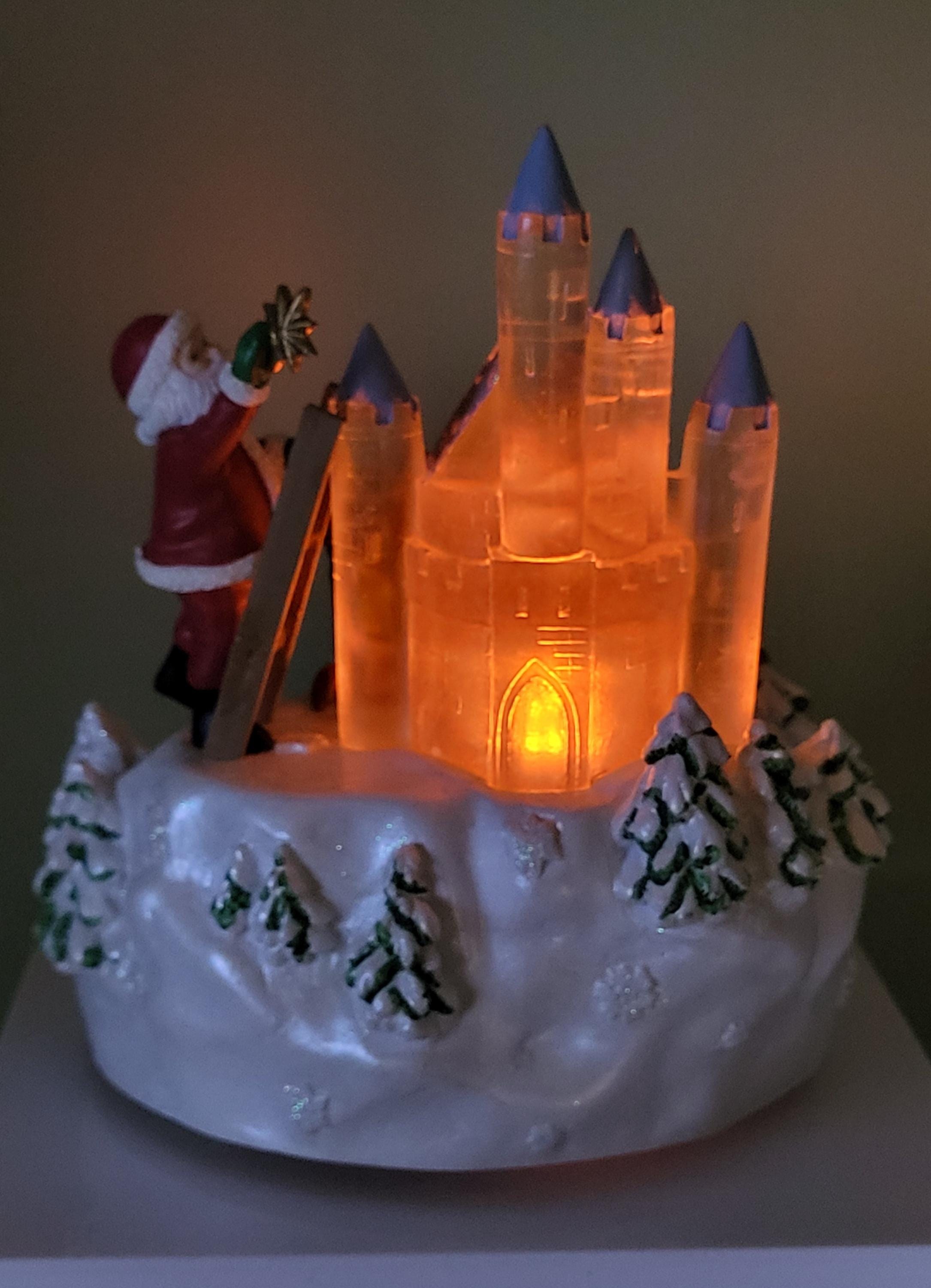1997 Avon Santa's Magical Castle Musical Figurine - Motion & Lights - With Original Box view 13