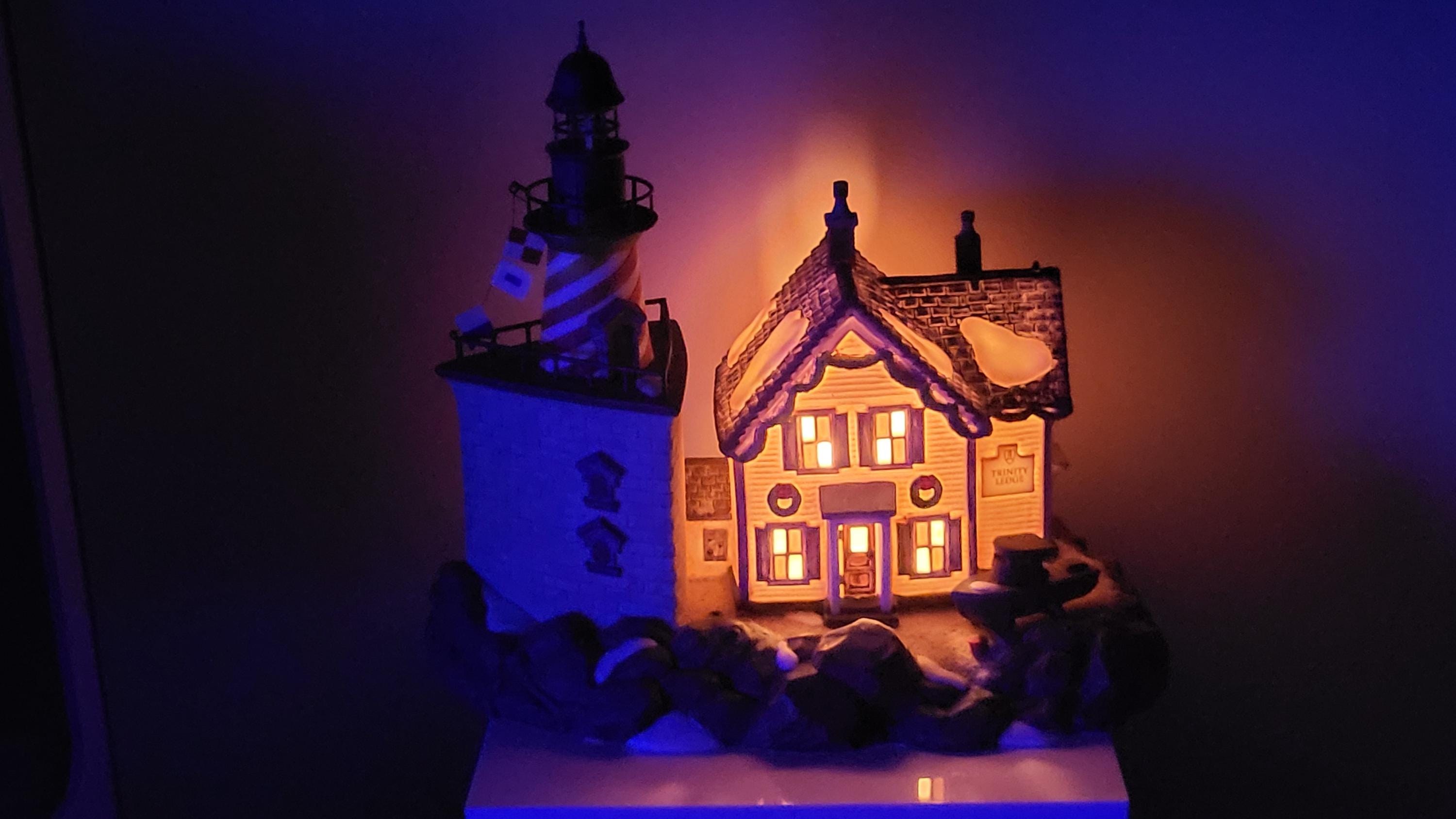 Department 56 Trinity Ledge Lighthouse #56611 view 18
