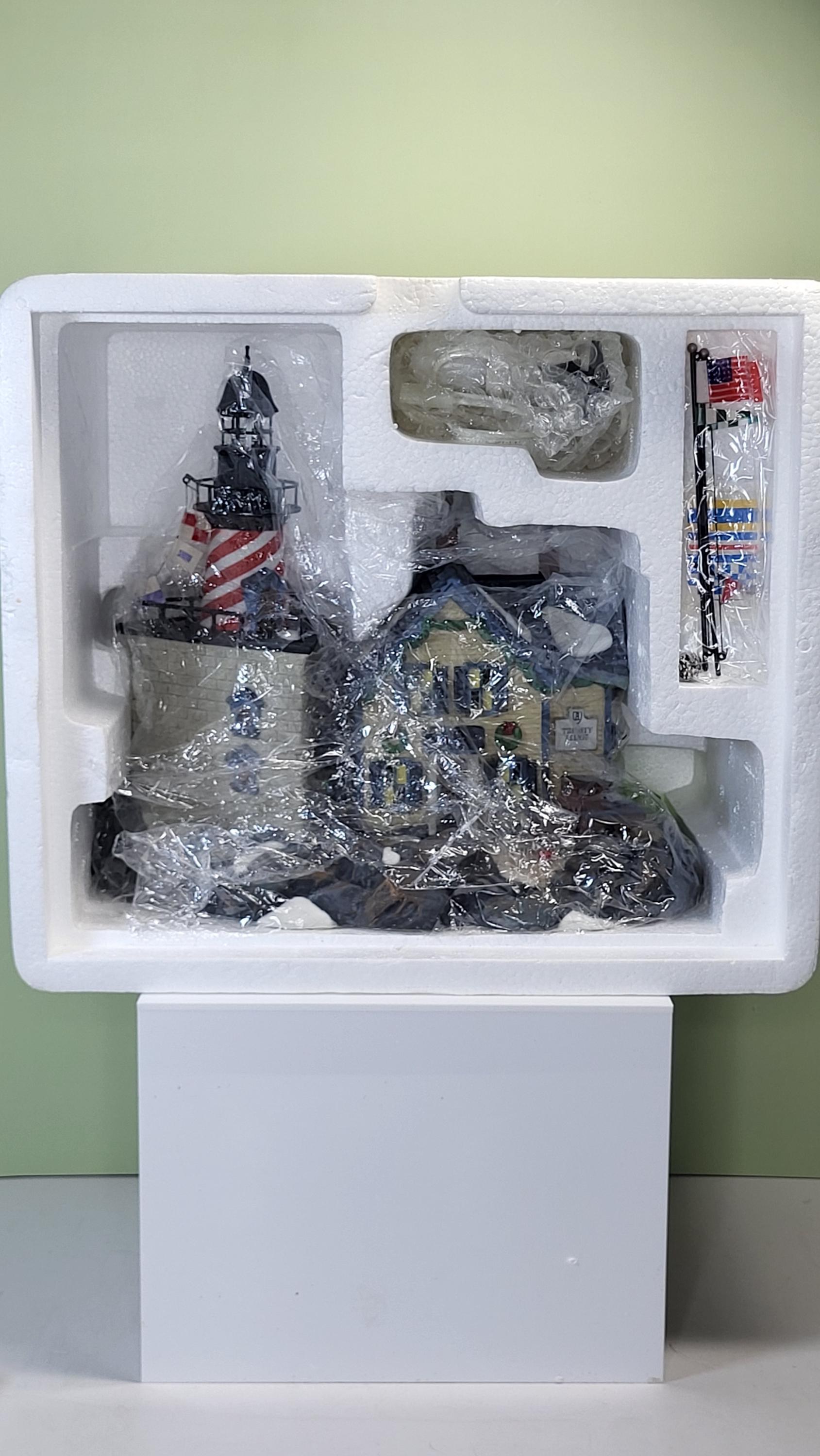 Department 56 Trinity Ledge Lighthouse #56611 view 4