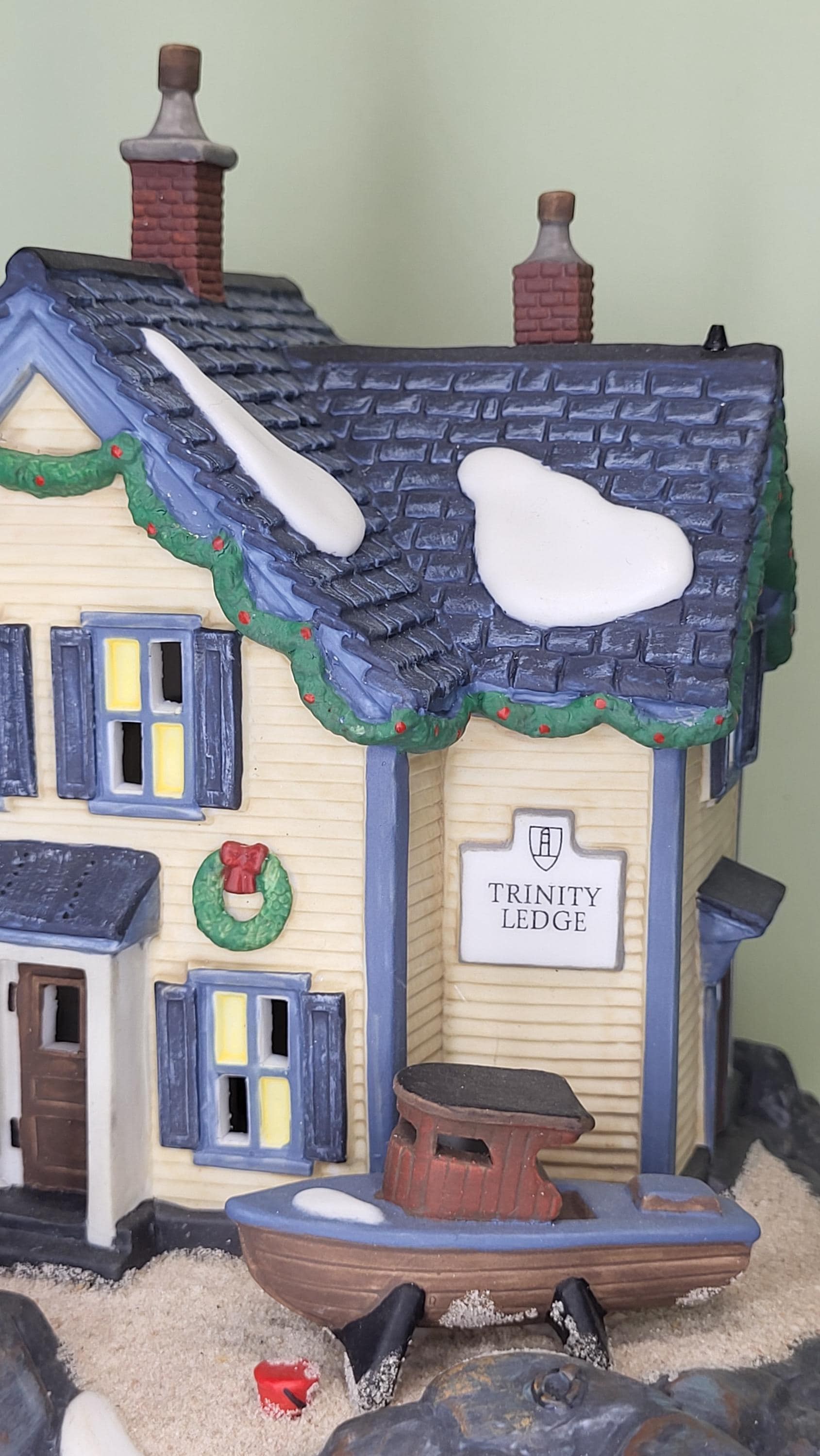 Department 56 Trinity Ledge Lighthouse #56611 view 8