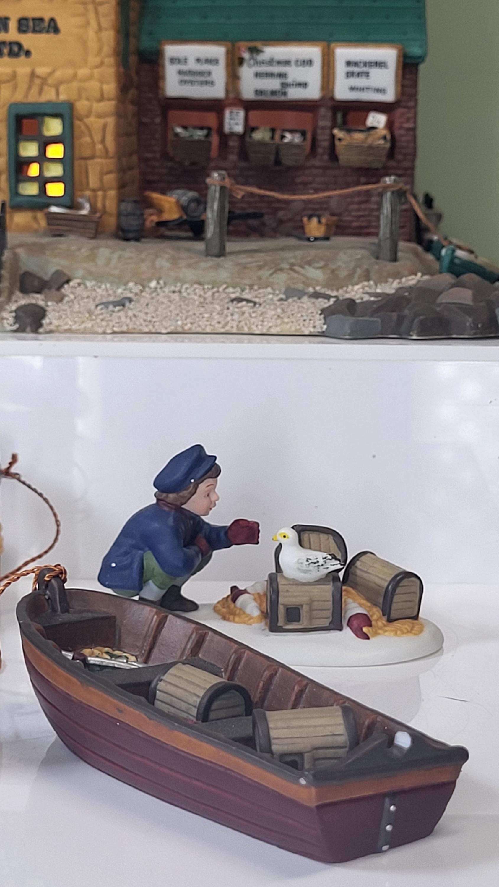 Dept 56 North Eastern Sea Fisheries Ltd Building & Lobster Trappers Set view 6