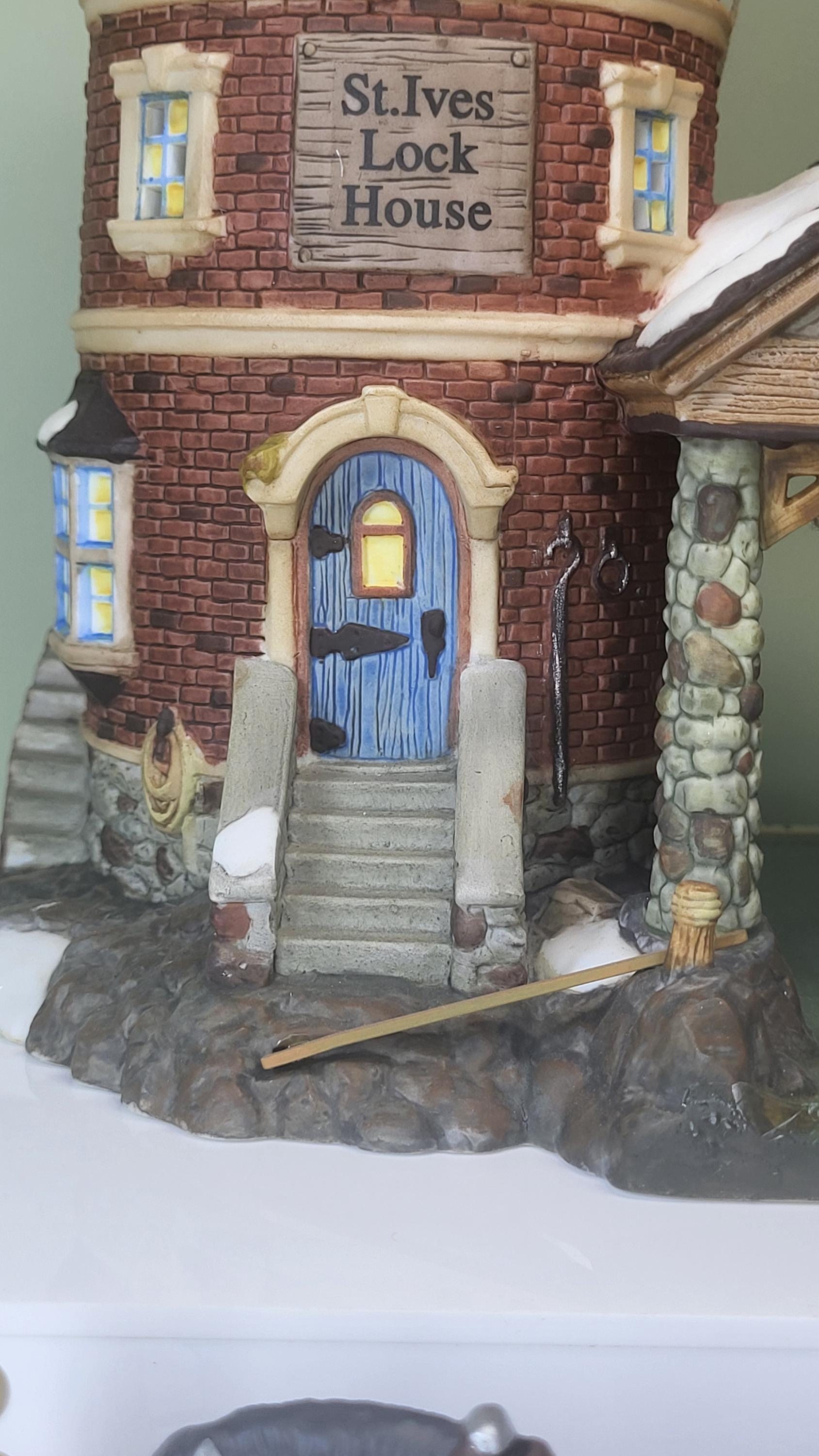 Rare Dept 56 Dickens Village Lot: St Ives Lock House #58496 and Abington Canal Boat Set #58522 view 10