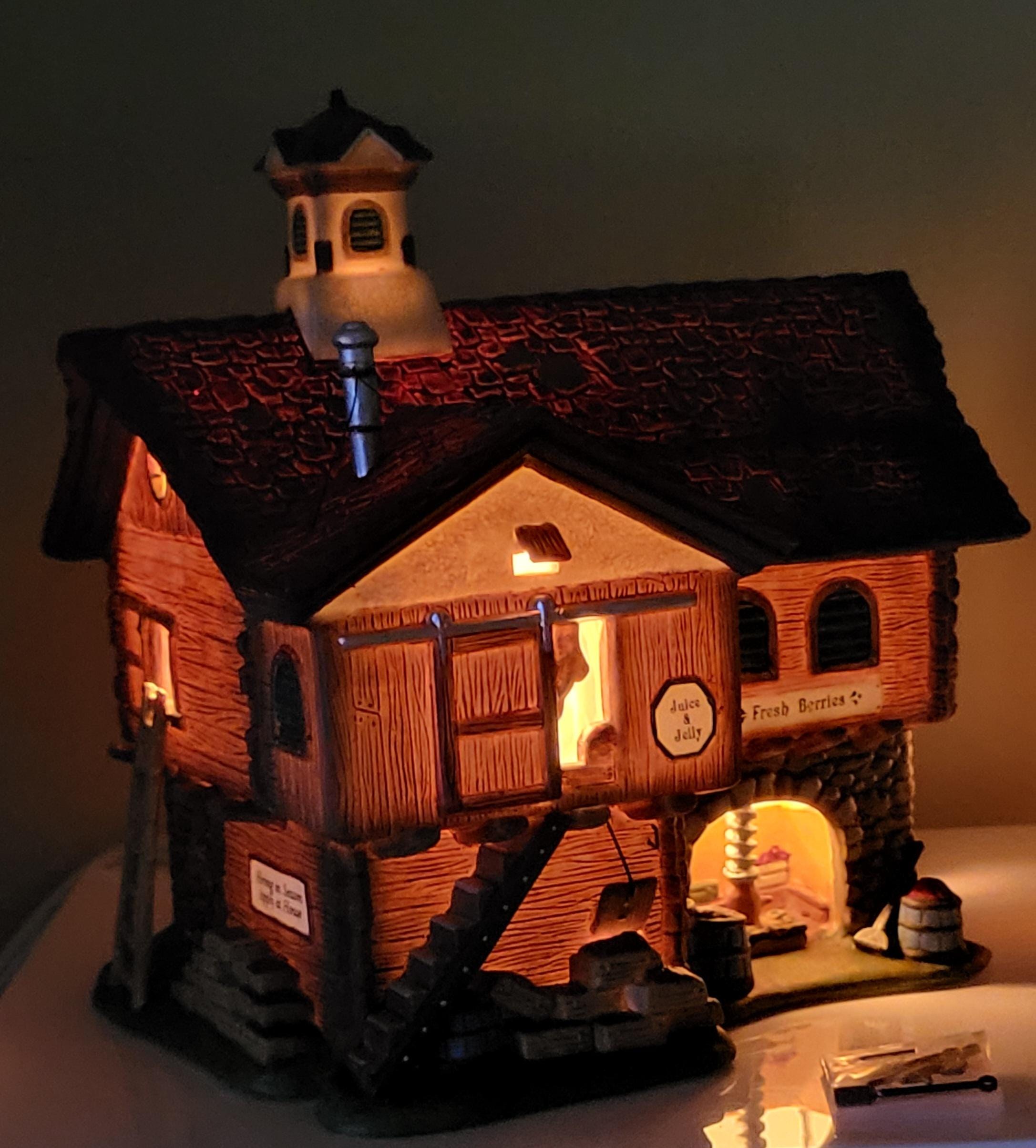 Department 56 Set of 2 Christmas Village Houses view 7