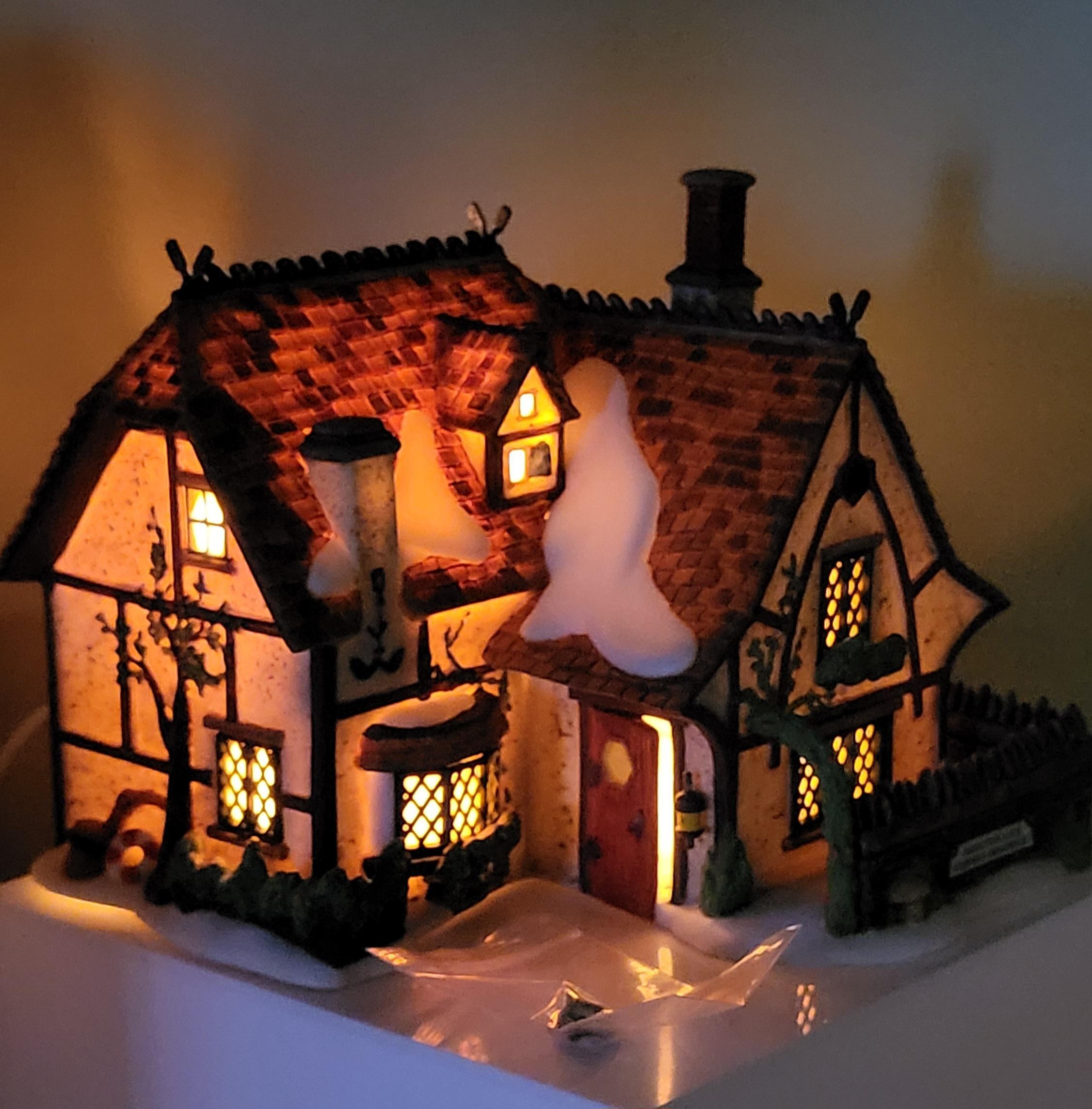 Department 56 Set of 2 Christmas Village Houses view 8