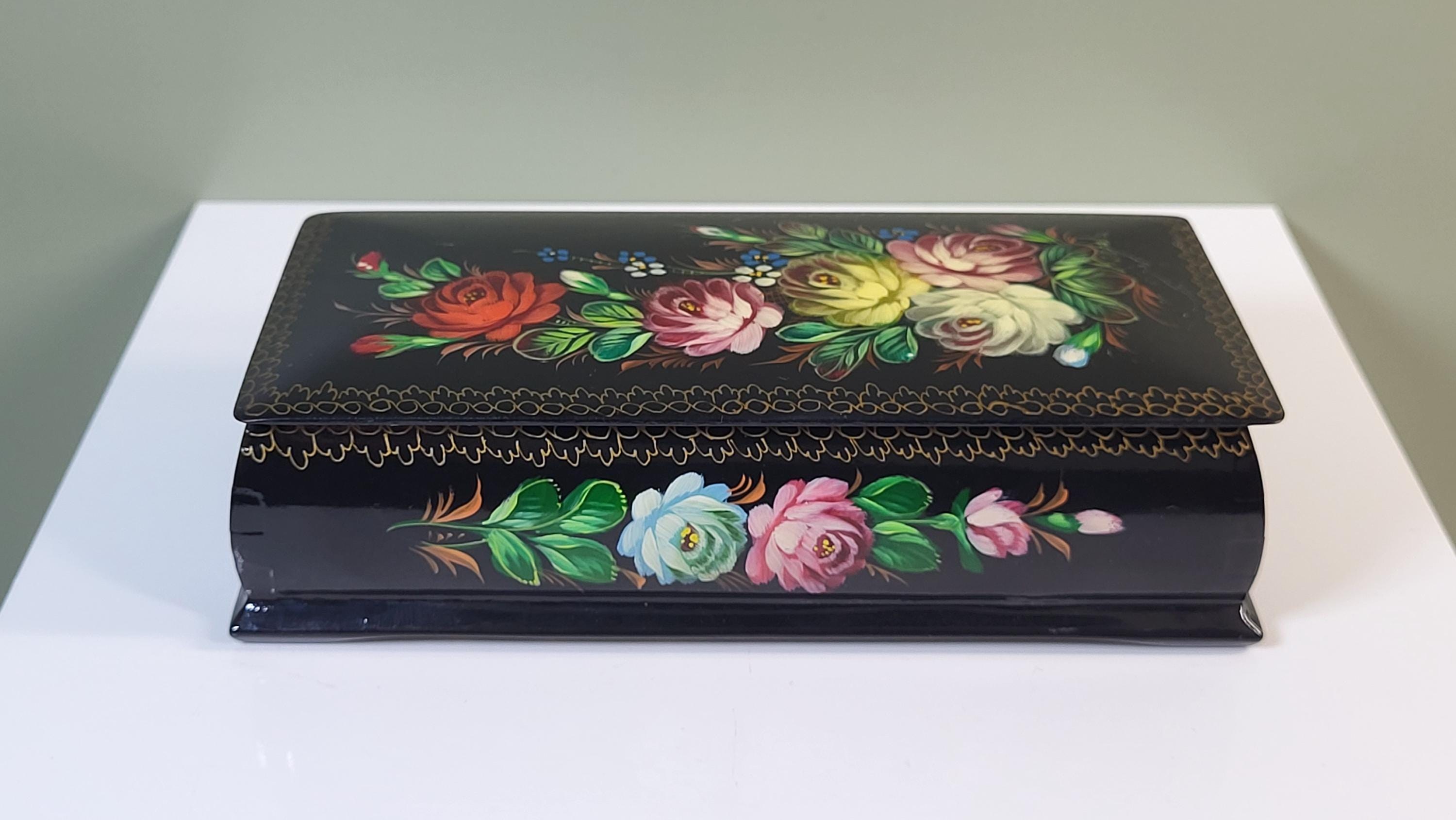Vintage Hand Painted Russian Lacquer Box, Floral Zhostovo Folk Art view 2