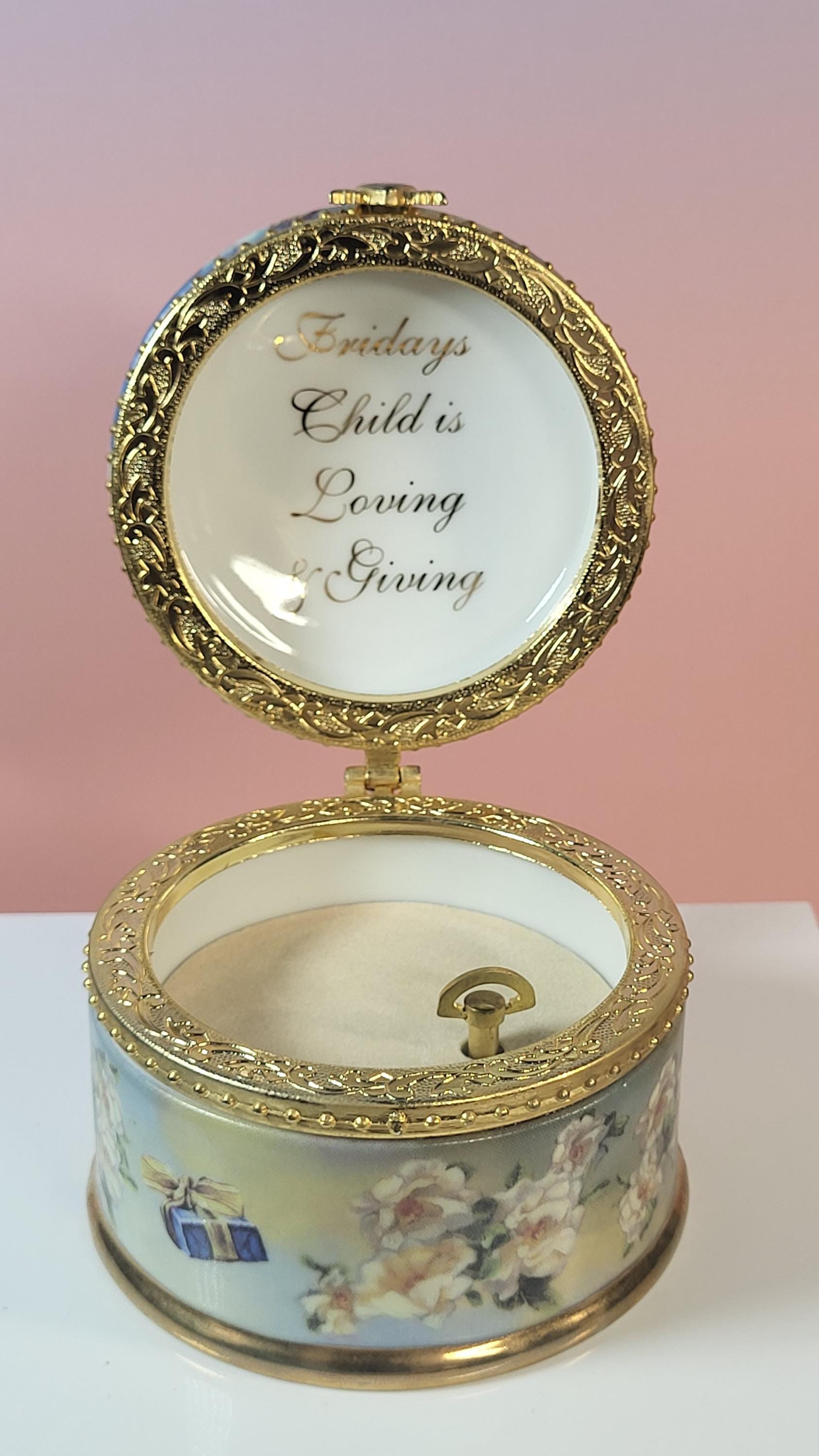 Ardleigh Elliott Porcelain Music Box Set view 17