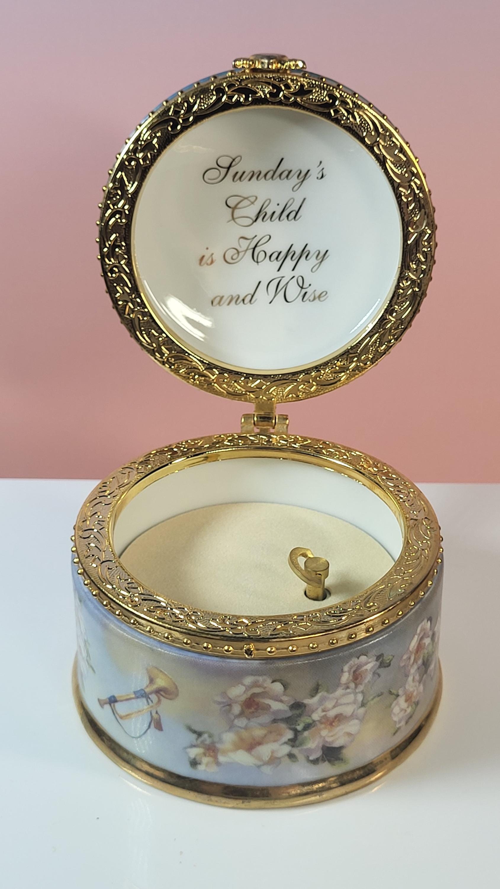 Ardleigh Elliott Porcelain Music Box Set view 20