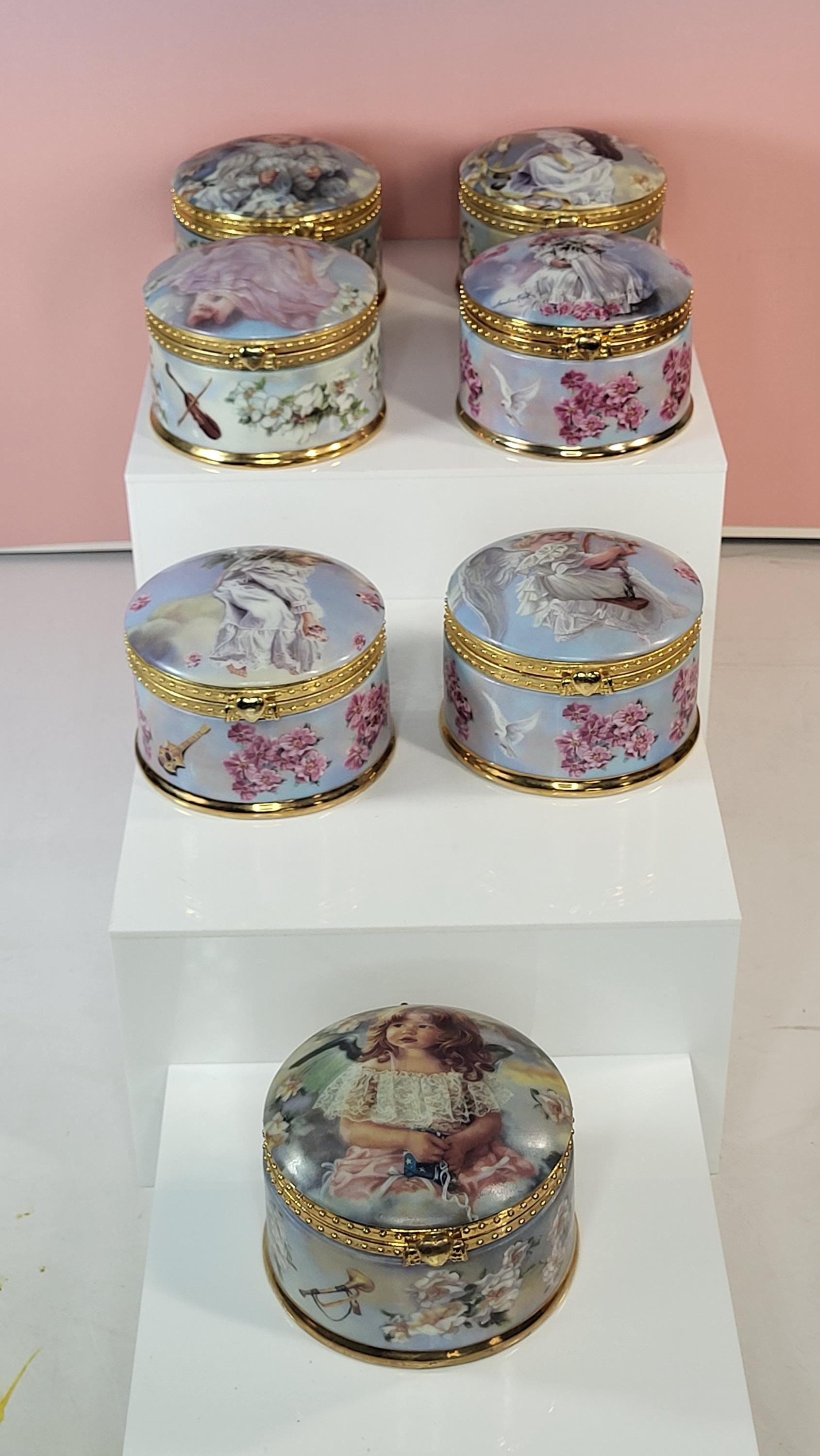 Ardleigh Elliott Porcelain Music Box Set view 4