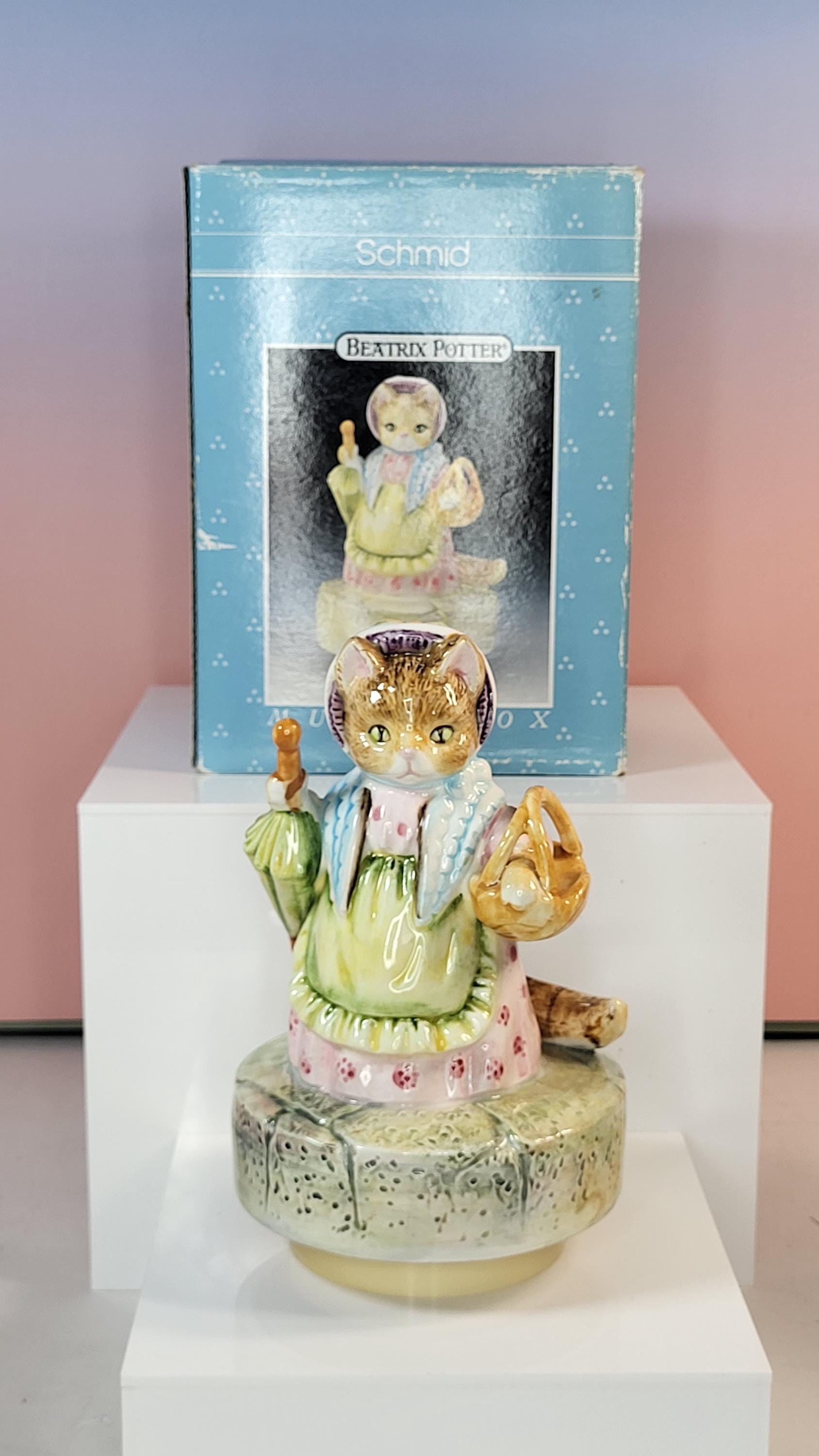 Vintage Schmid Beatrix Potter Mrs. Ribby Music Box