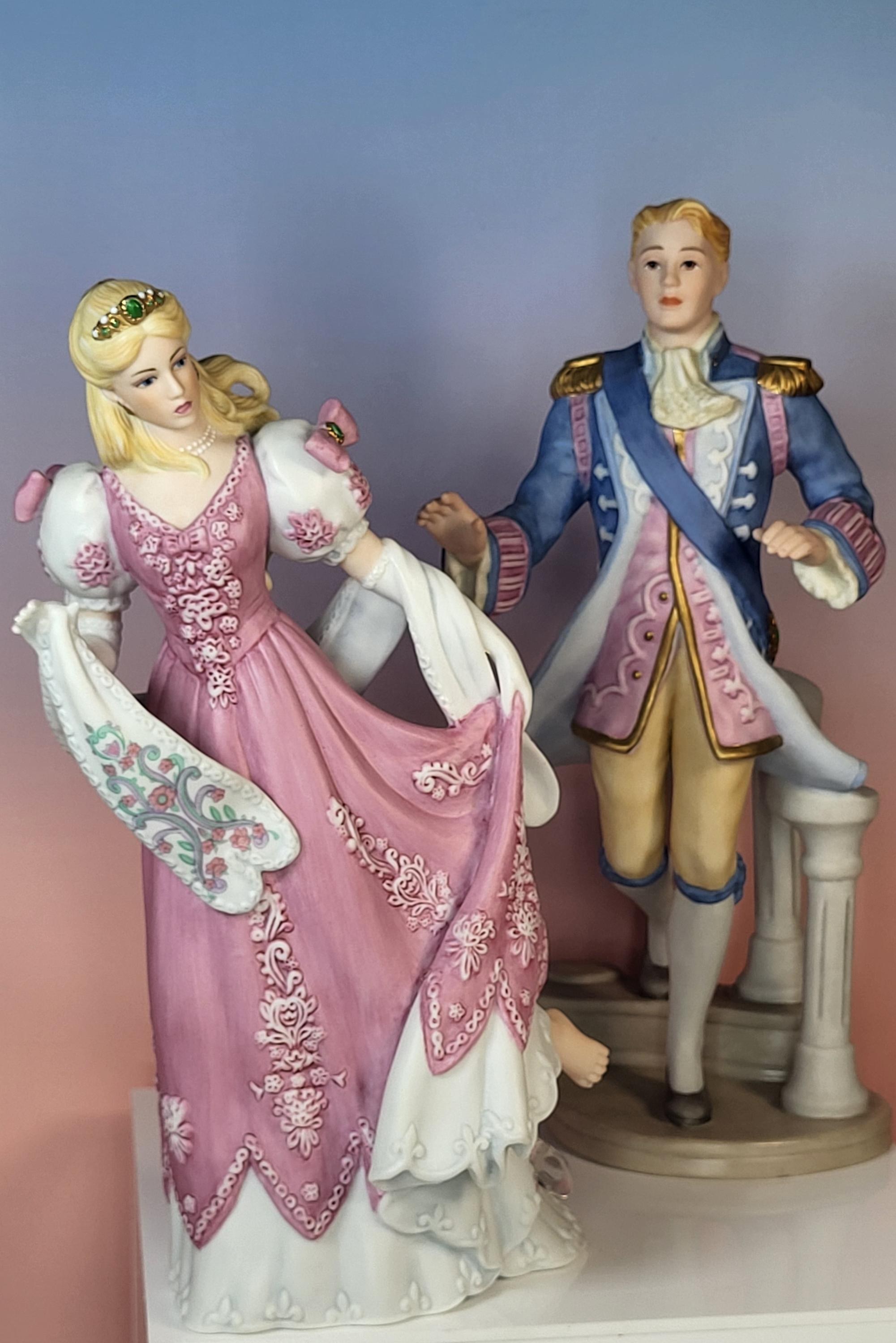 Rare! Lenox Disney Cinderella & Prince Charming Figurine Set view 3
