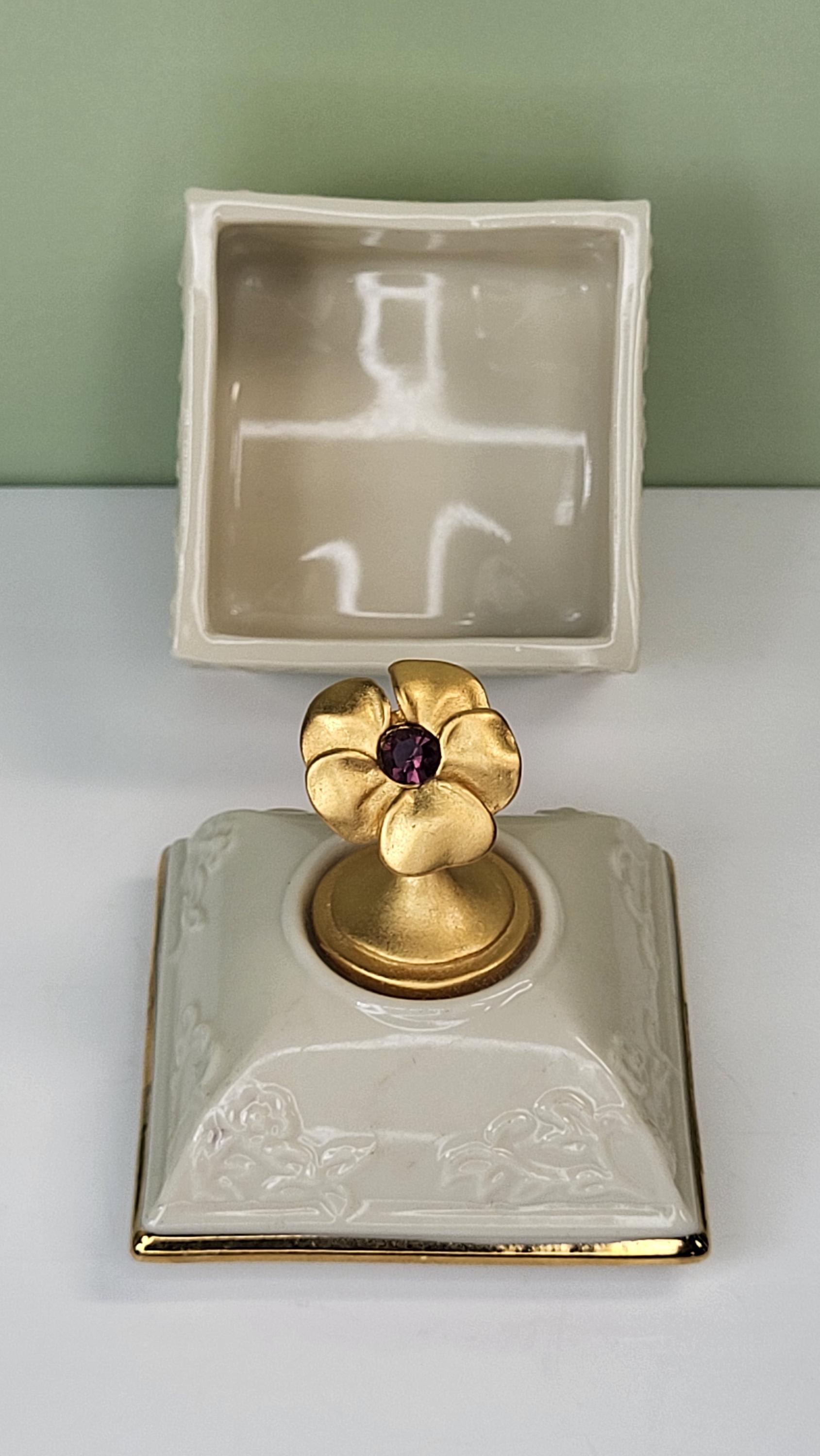 Lenox Amethyst Trinket Box: China Treasures Collection, 24K Gold view 9