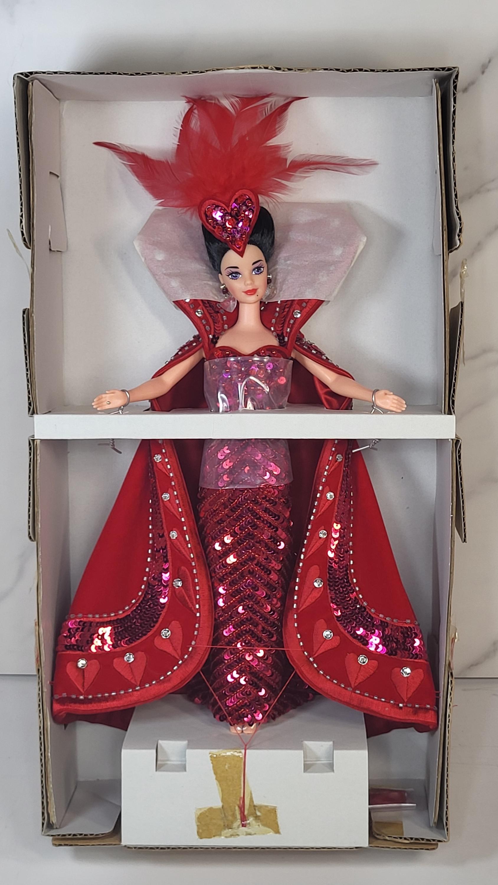 Bob Mackie Queen of Hearts Barbie, 1994 Mattel Collector Edition, NIB view 10