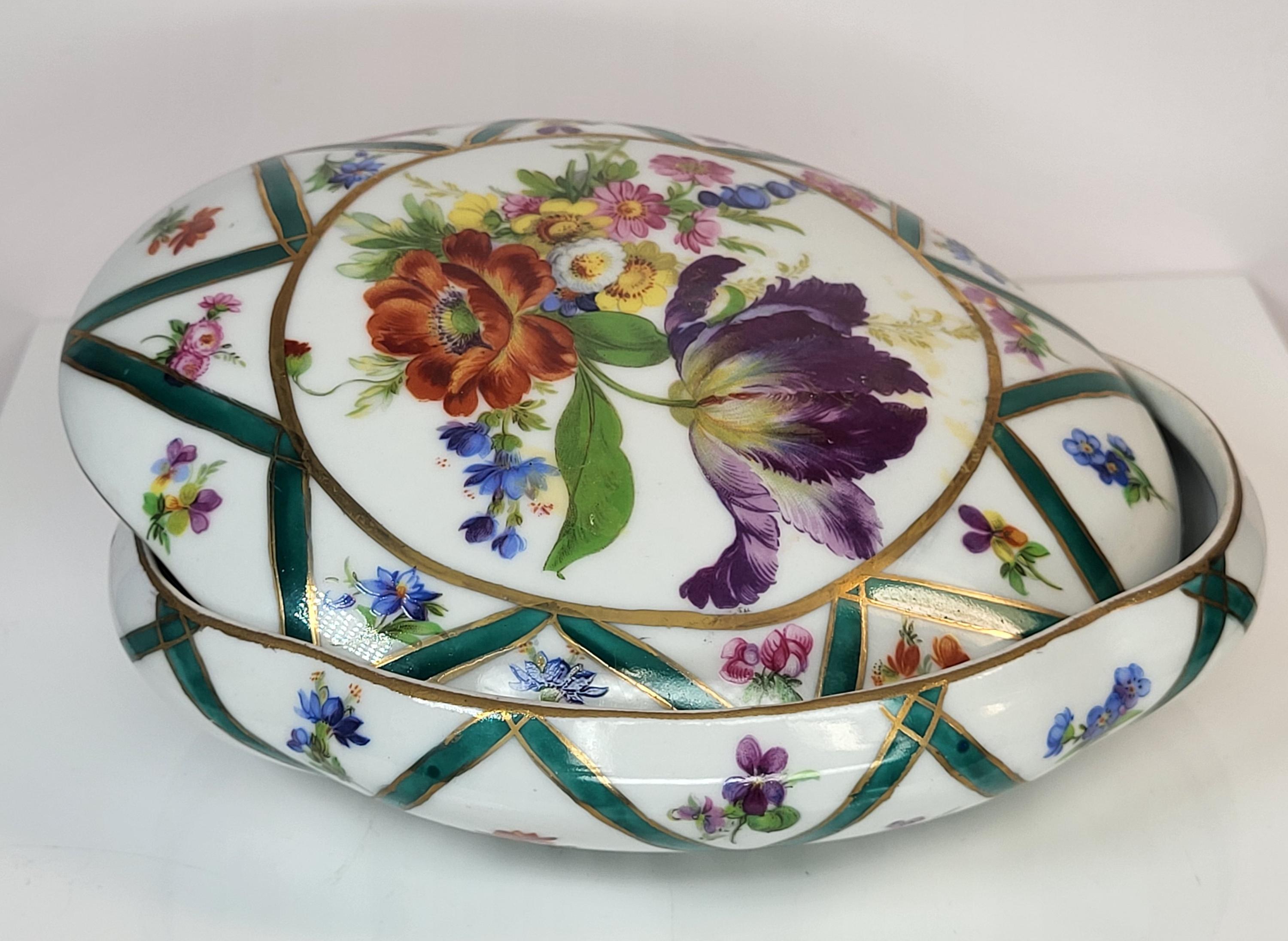 Vintage Elios Italy Hand Painted Porcelain Trinket Box, Large Oval Floral Jewelry Casket view 7