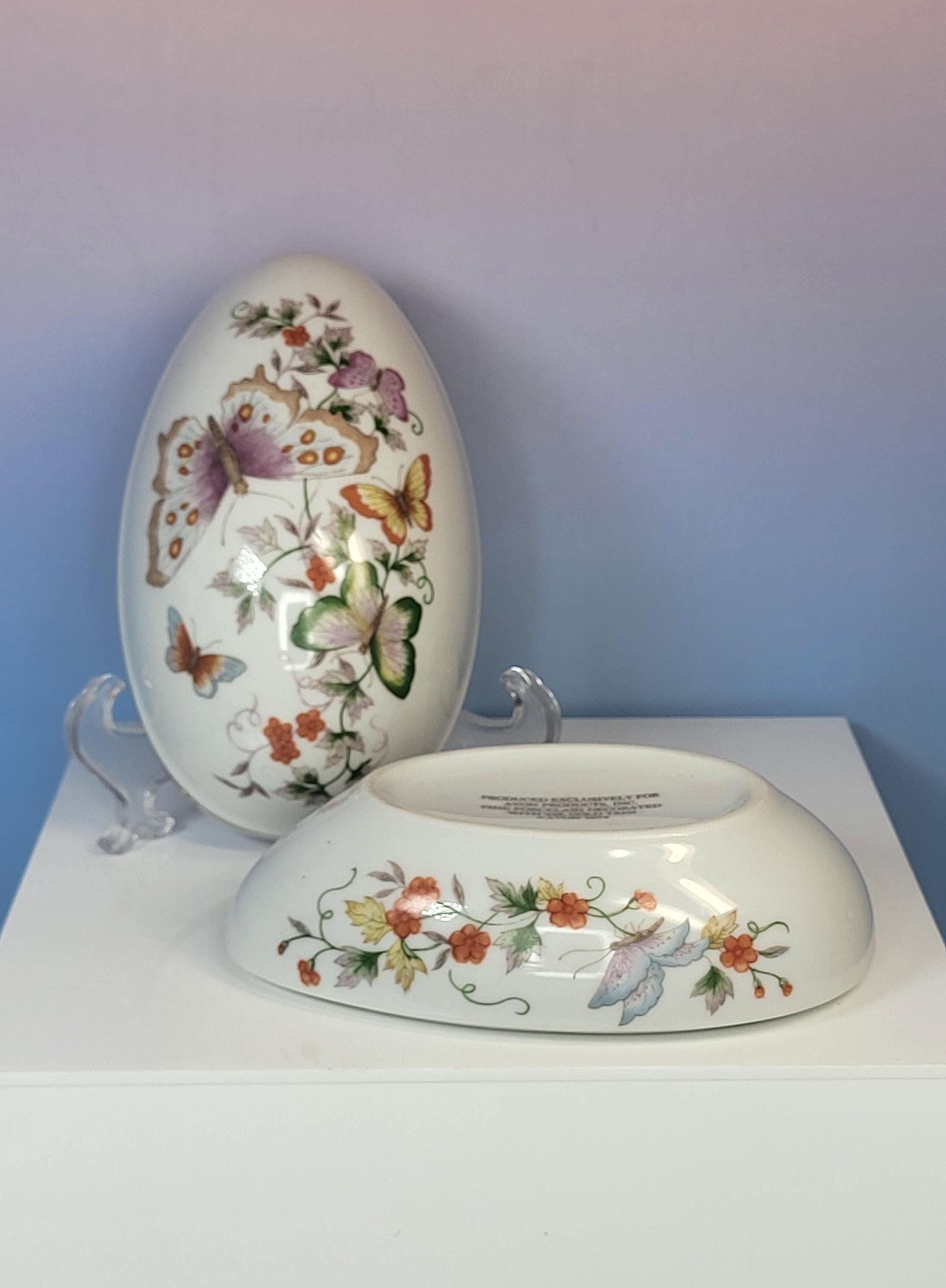 Vintage 1974 Avon Butterfly Porcelain Egg Trinket Box - 22K Gold Trim