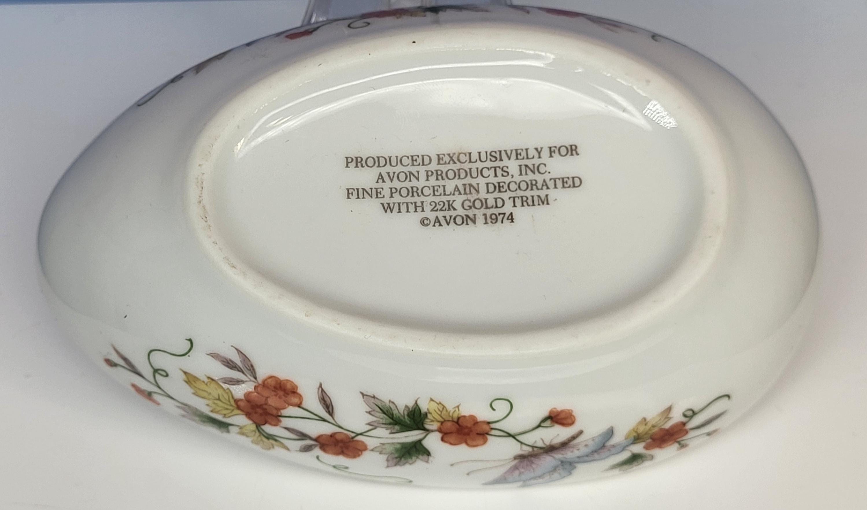Vintage 1974 Avon Butterfly Porcelain Egg Trinket Box - 22K Gold Trim view 8
