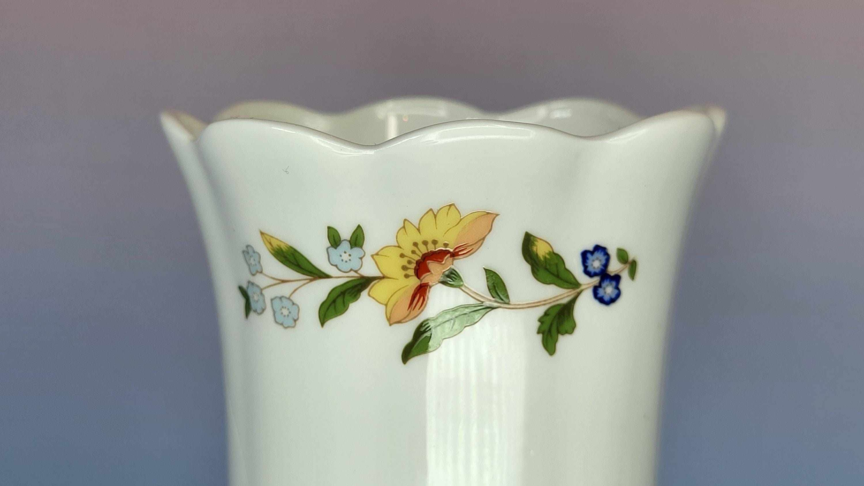 Antique Porcelain Vases: Sitzendorf, Takahashi, Aynsley 3-Piece Set view 6