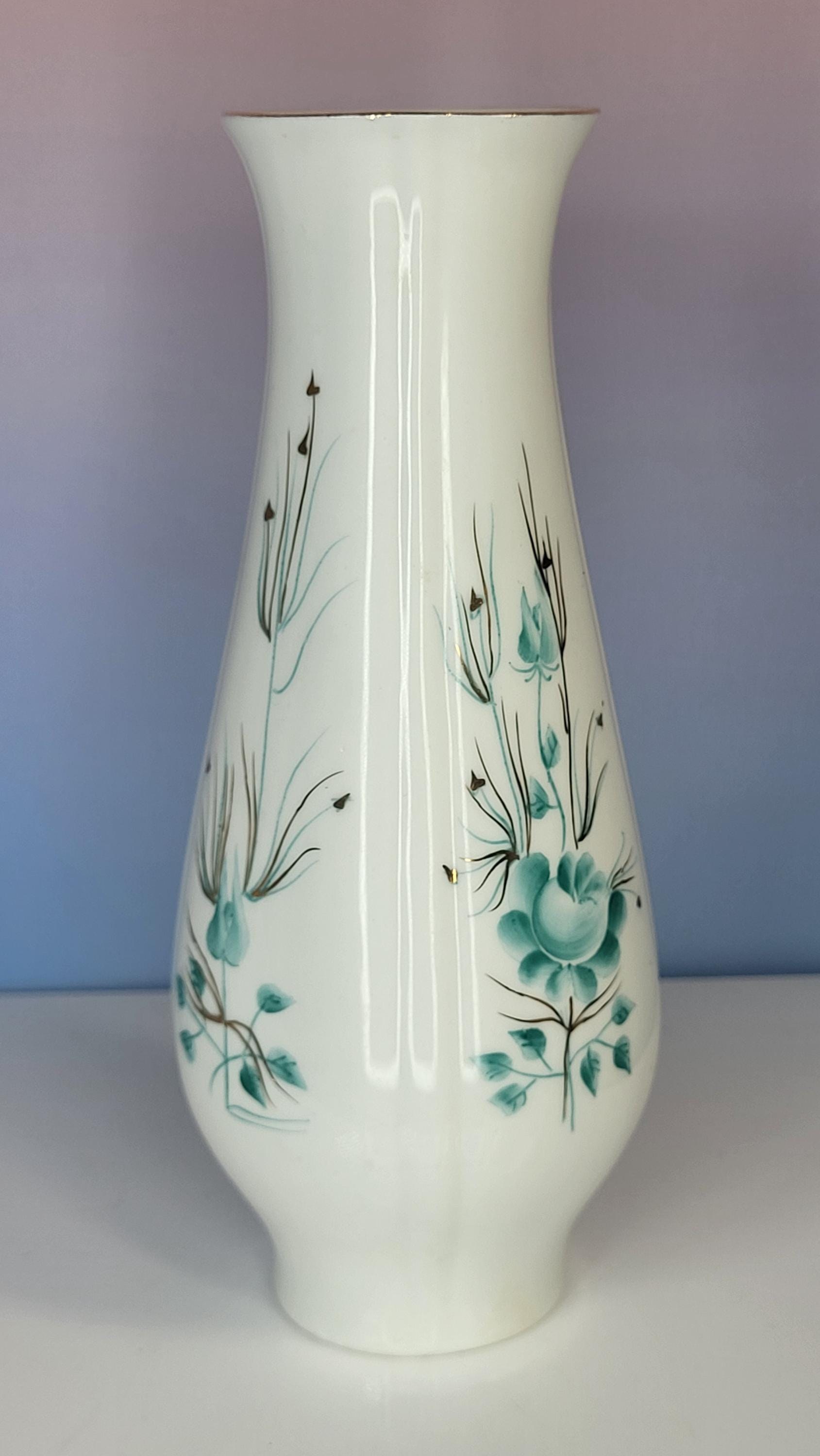 Antique Porcelain Vases: Sitzendorf, Takahashi, Aynsley 3-Piece Set view 9
