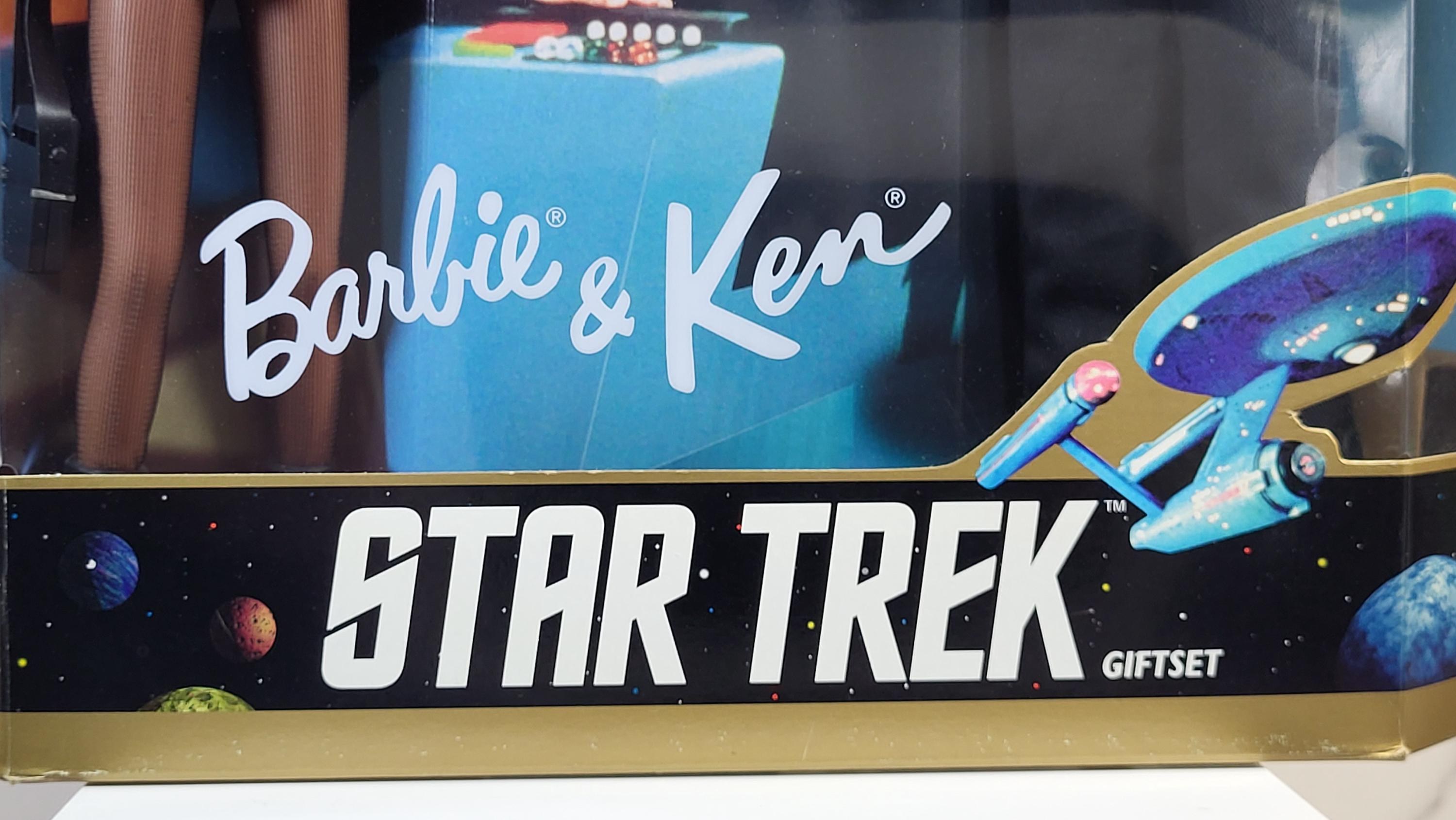 Vintage 1996 Star Trek Barbie & Ken 30th Anniversary Gift Set - NRFB Excellent Condition - All Accessories Factory Secured view 14