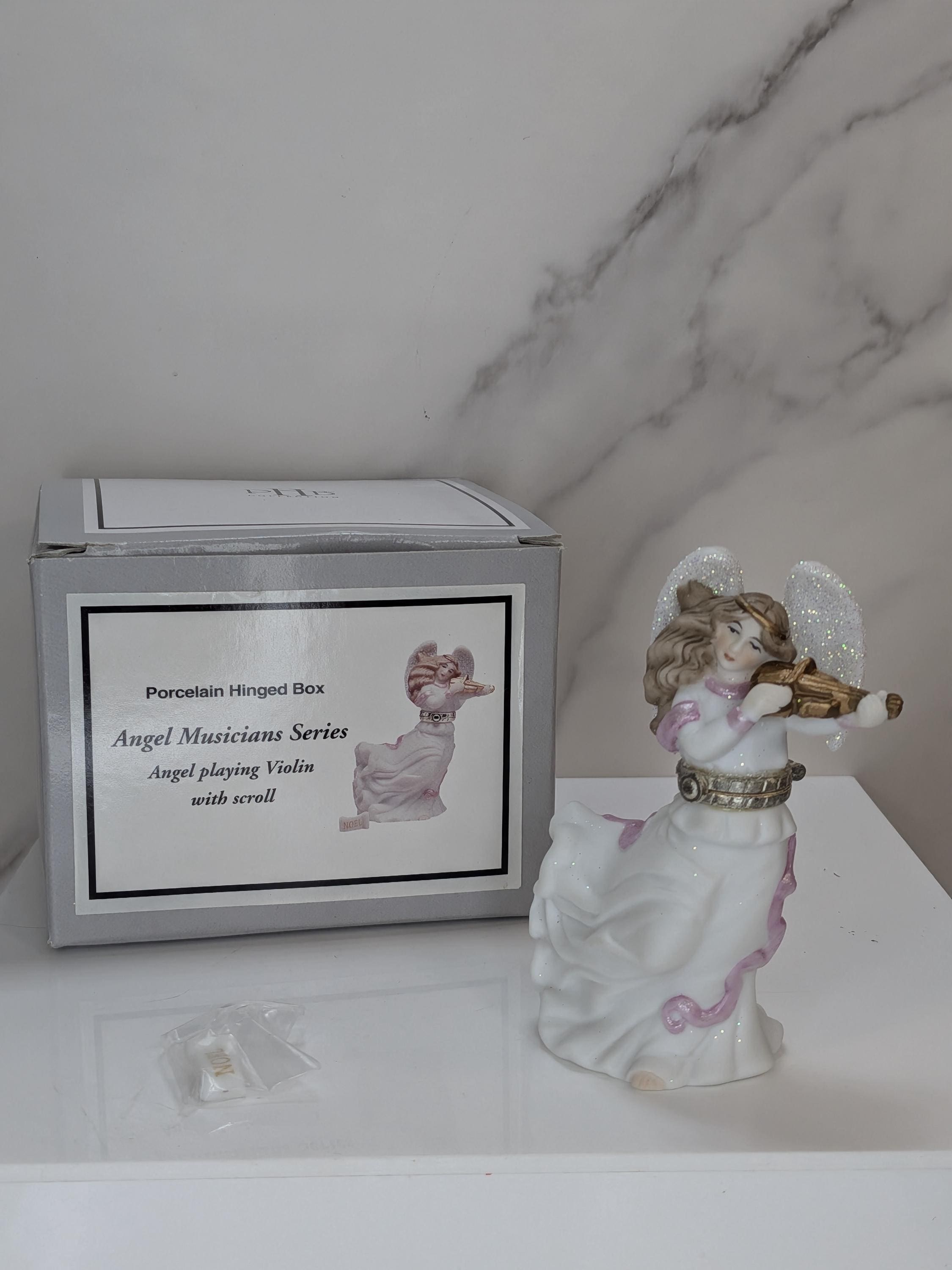 Midwest of Cannon Falls PHB Porcelain Hinged Box Set view 3