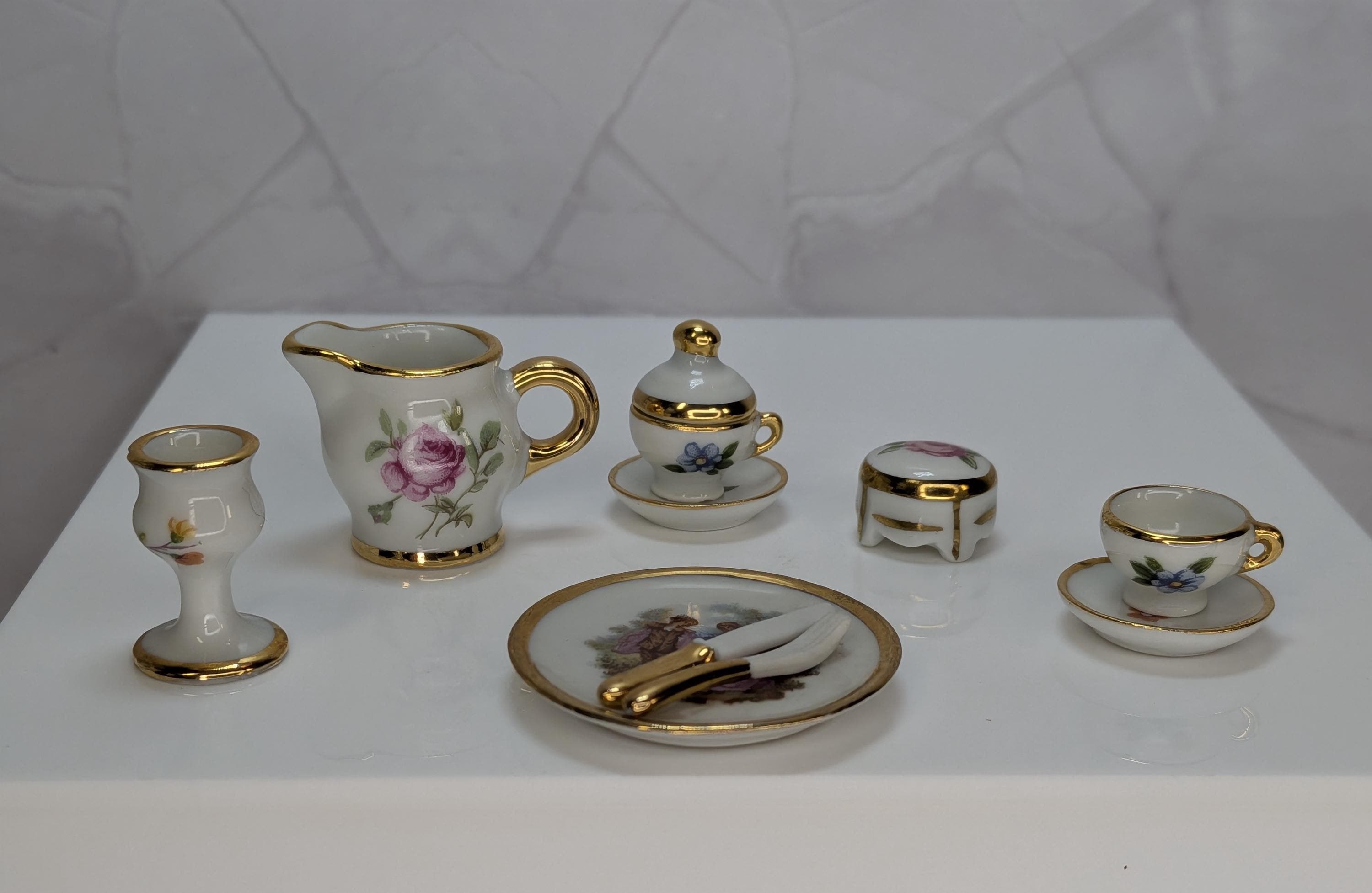 The Royal Miniature Estate: A Vintage 22-Piece Limoges France Treasure Trove! Pristine Condition view 13