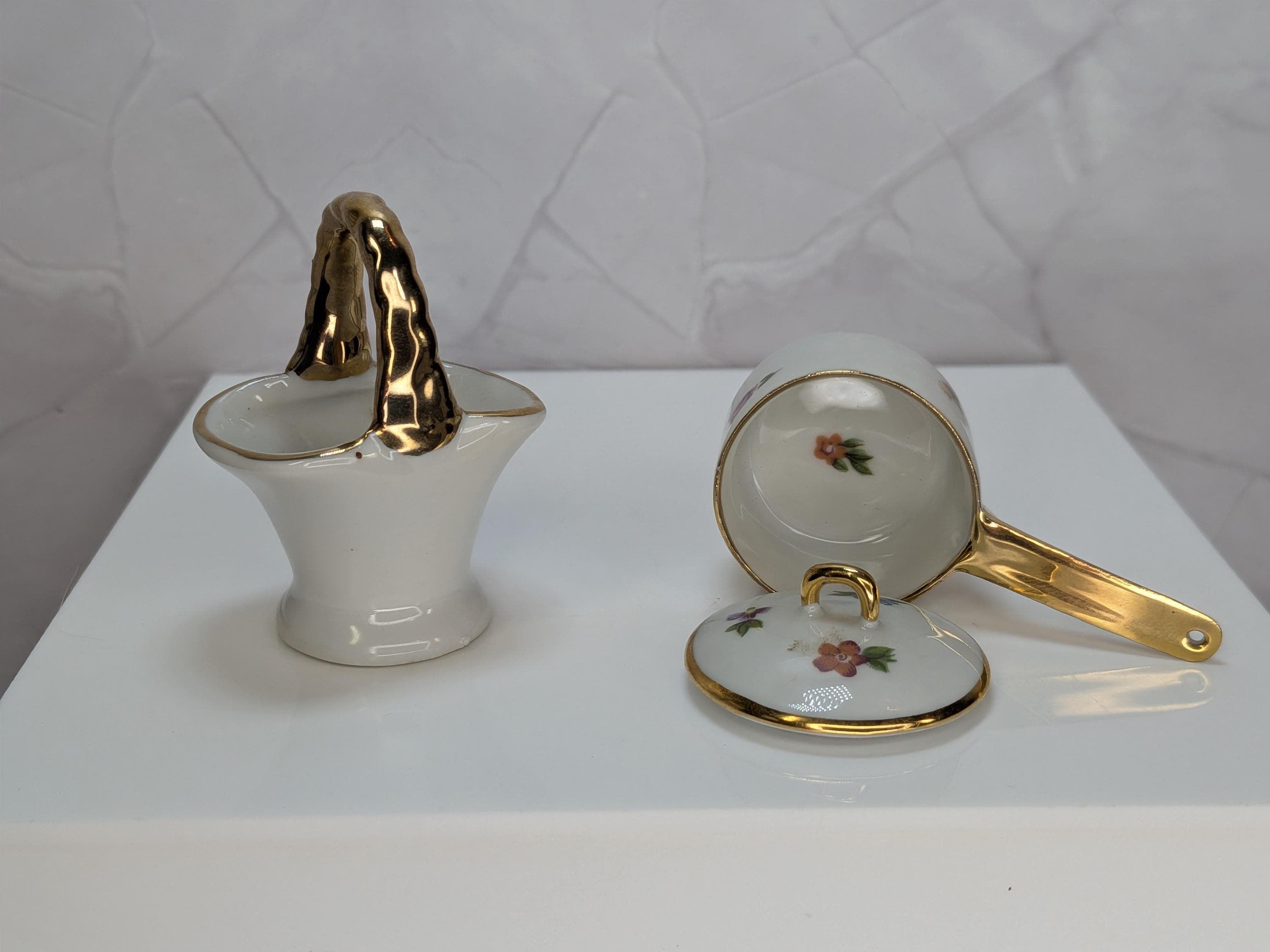The Royal Miniature Estate: A Vintage 22-Piece Limoges France Treasure Trove! Pristine Condition view 7