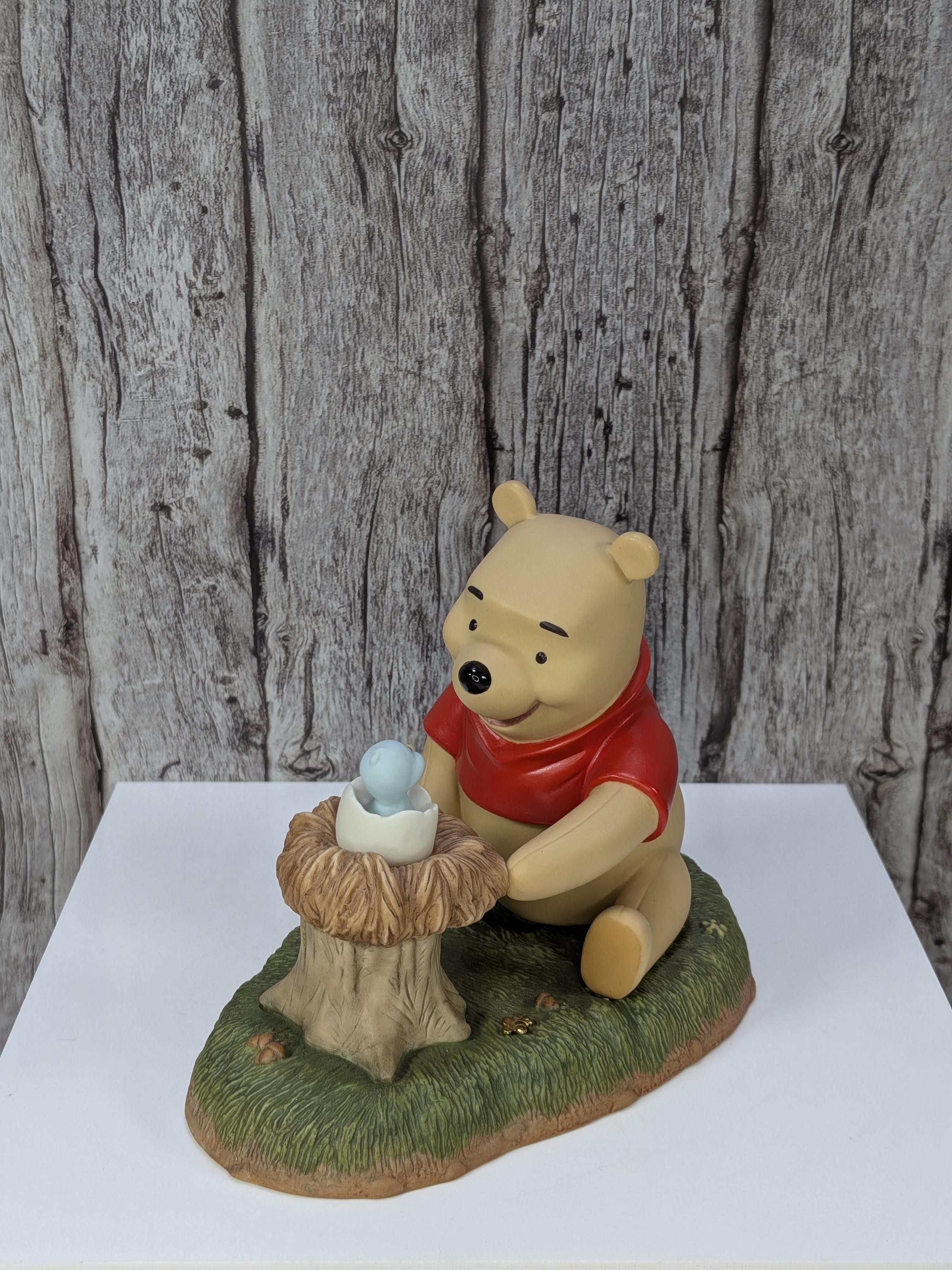 A Tiny Hello in the 100 Acre Wood - "Welcome, Little One" Figurine - Complete with Original Box & Papers view 3