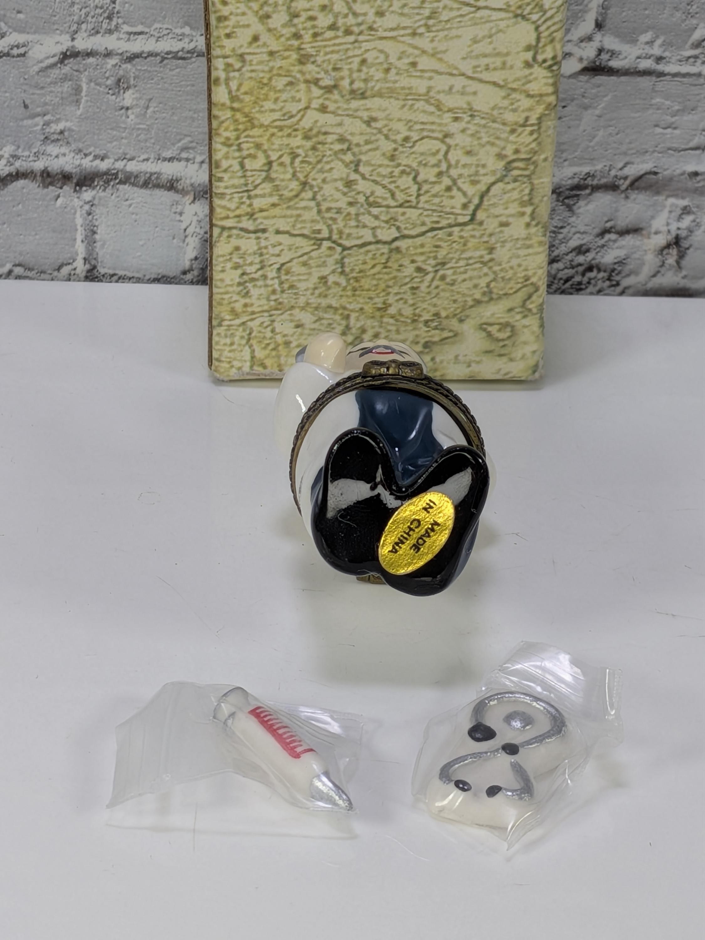 Vintage 1999 Direct Connection Doctor PHB with Syringe & Stethoscope - Like New Condition with Original Box view 6
