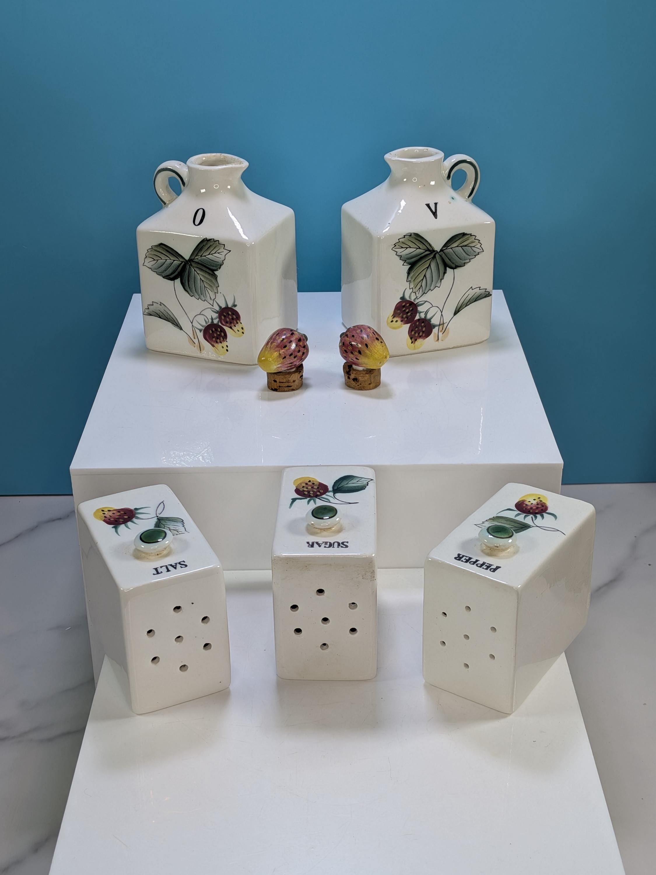Vintage 1950s Fred Roberts Co. Japan Strawberry Spice Rack COMPLETE 6-Piece Ceramic Cruet Set & Wood Shelf MCM Cottagecore Kitchen Decor view 10