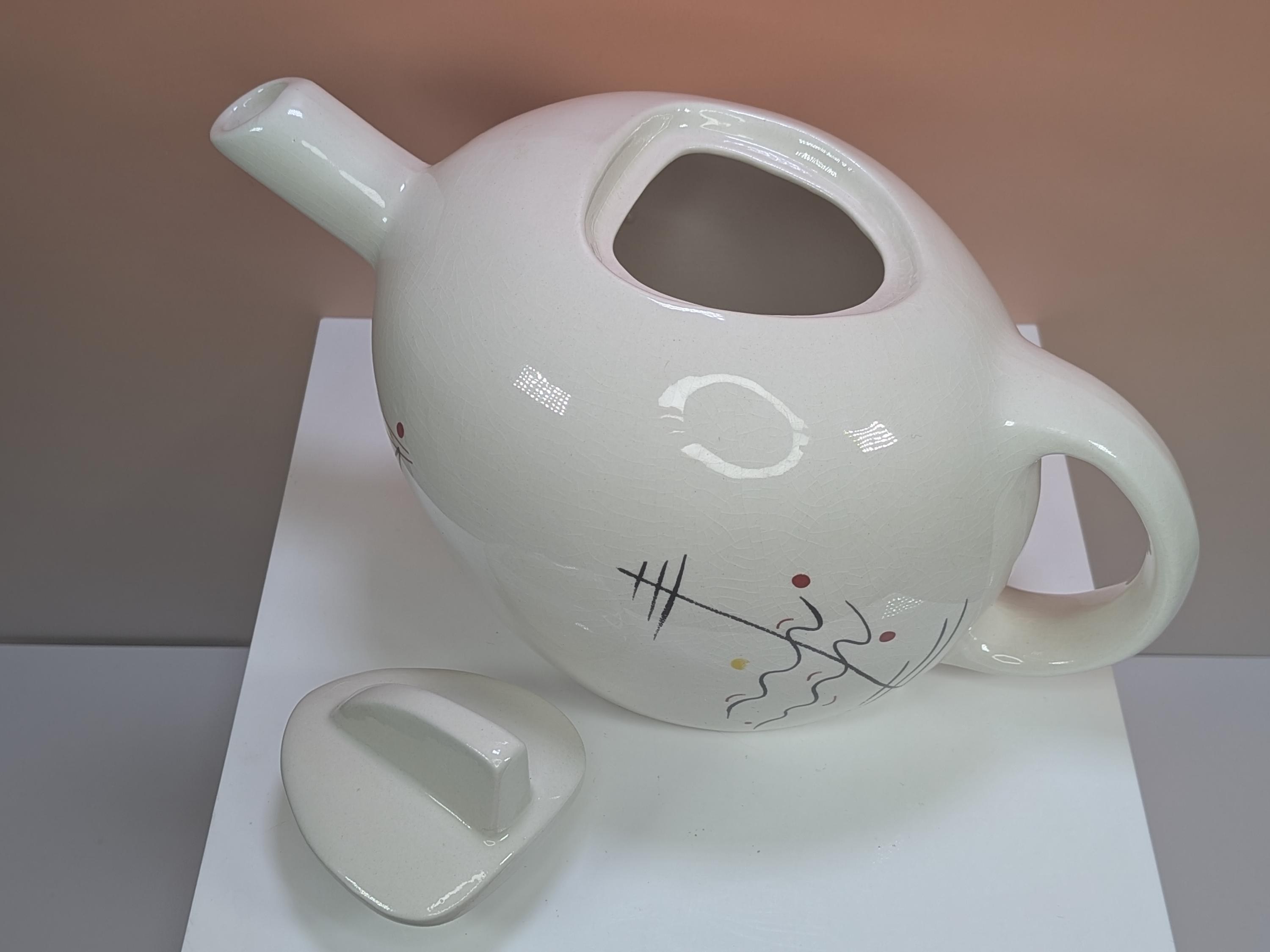 Vintage Postmodern Swineside Ceramics Teapot & Mug Set view 7