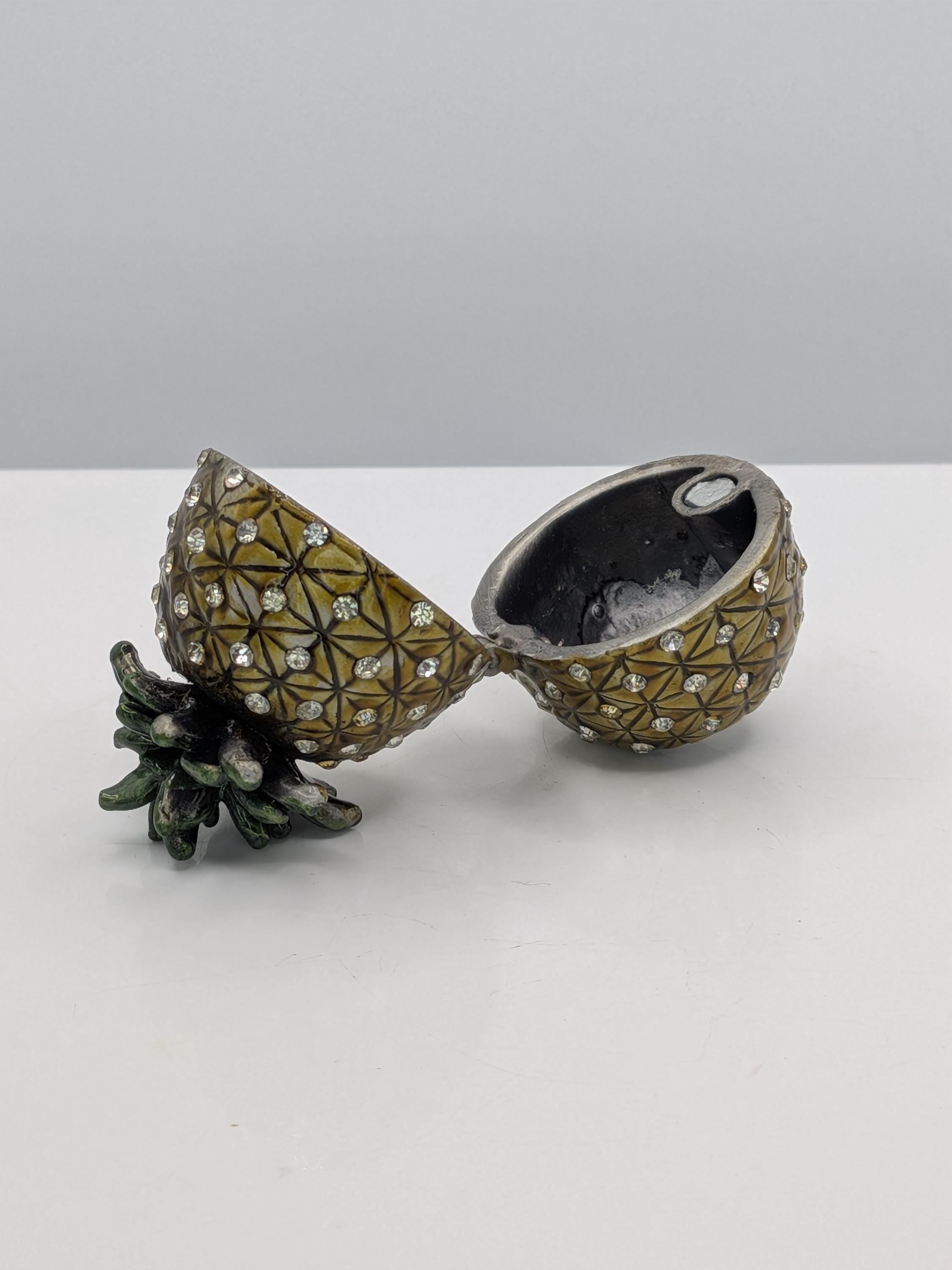 Vintage Crystal Pineapple Trinket Box view 3