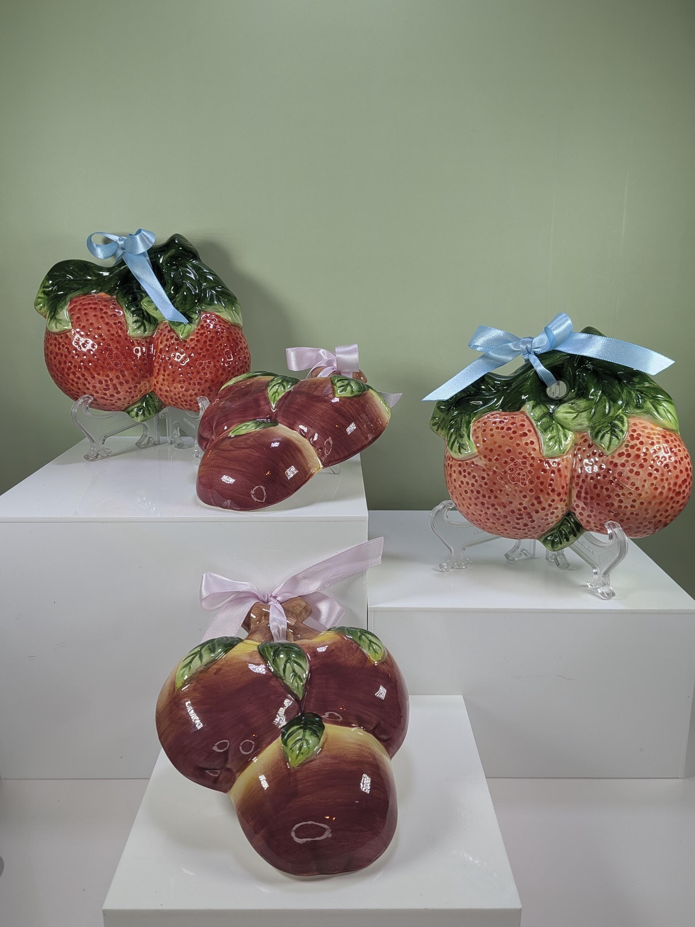 Vintage Mid Century Modern Ceramic Fruit Wall Plaques Set of 4 Retro 3D Hand Painted Strawberry and Apple Kitchen Wall Decor 1970s
