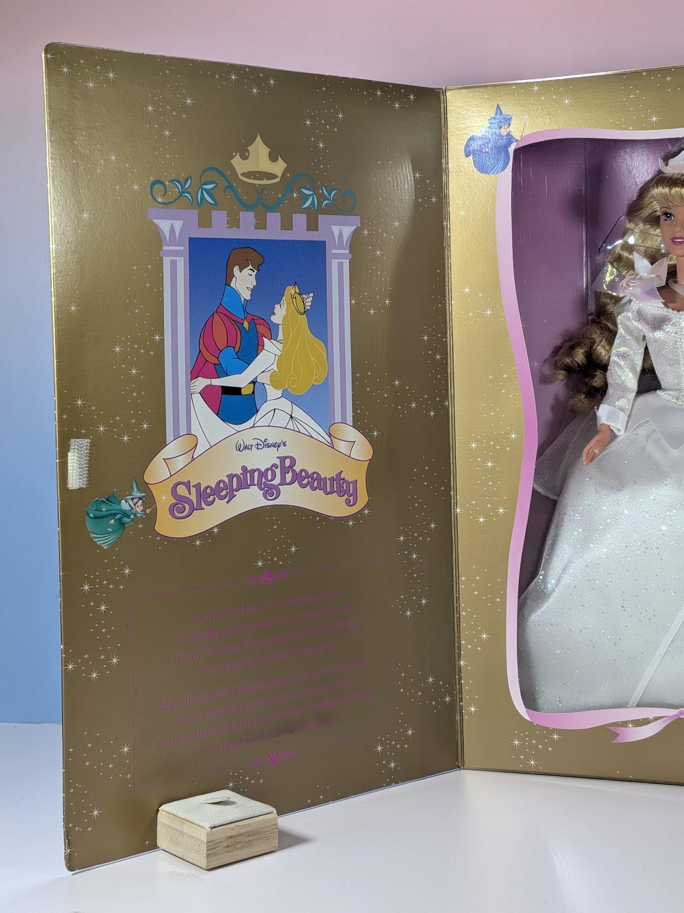 Vintage 1997 Mattel Disney Wedding Barbie Doll Set Sleeping Beauty Aurora and Snow White Collector Edition NIB NRFB view 15