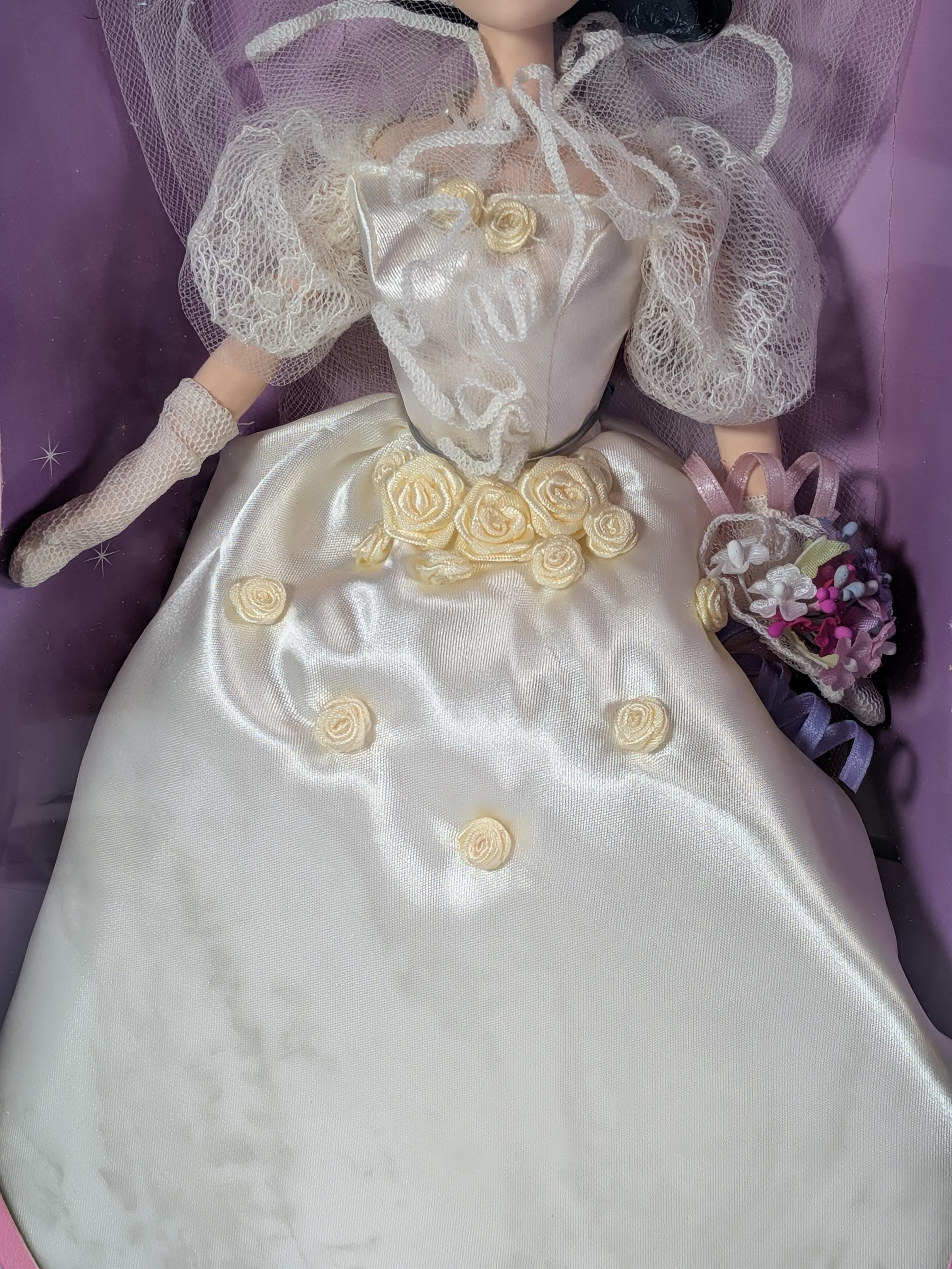 Vintage 1997 Mattel Disney Wedding Barbie Doll Set Sleeping Beauty Aurora and Snow White Collector Edition NIB NRFB view 7