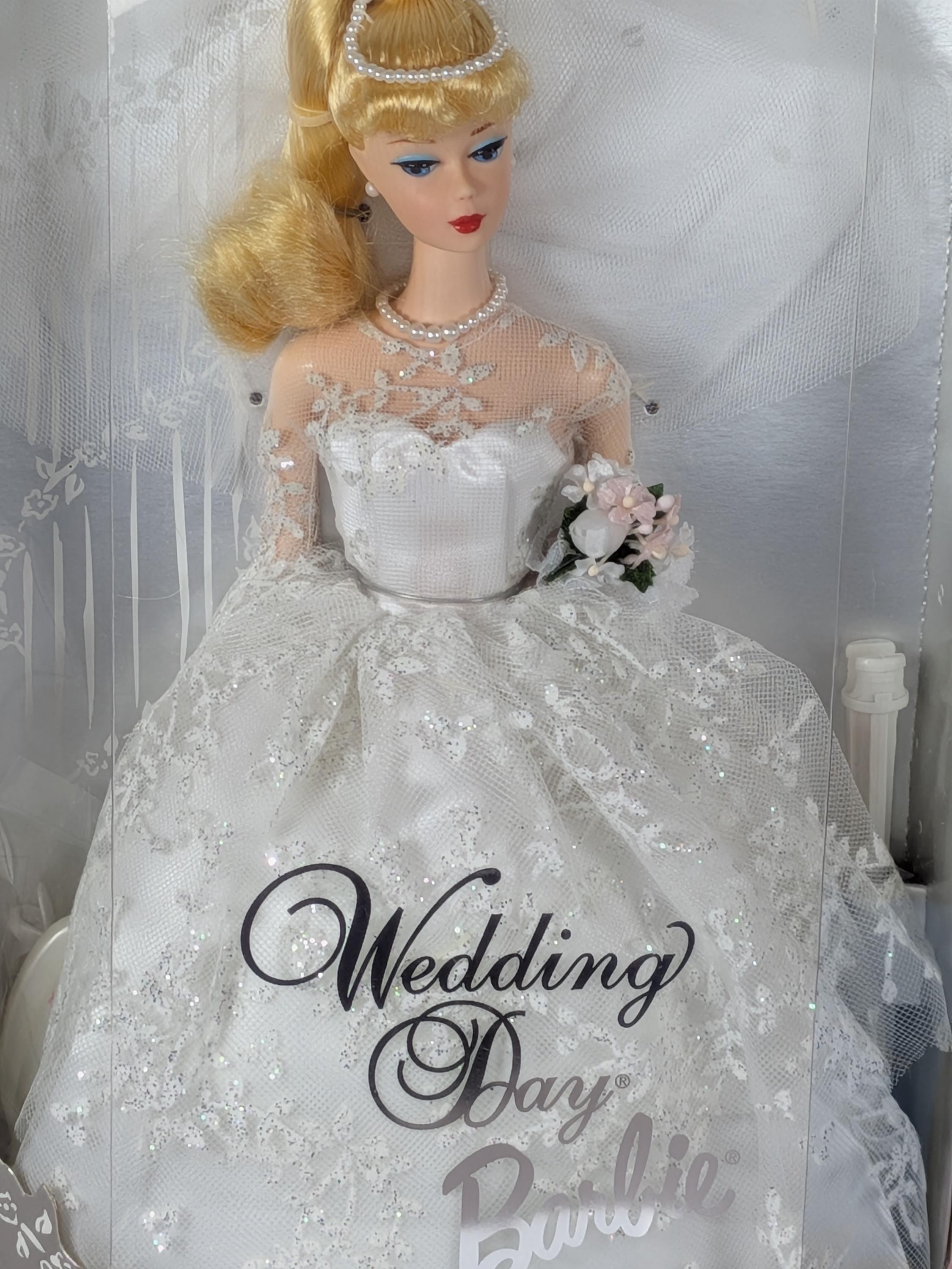1996 Wedding Day Barbie Doll NRFB 1960 Fashion Reproduction Mattel 17119 Vintage Bridal Barbie Collector Edition NRFB Excellent Condition view 9
