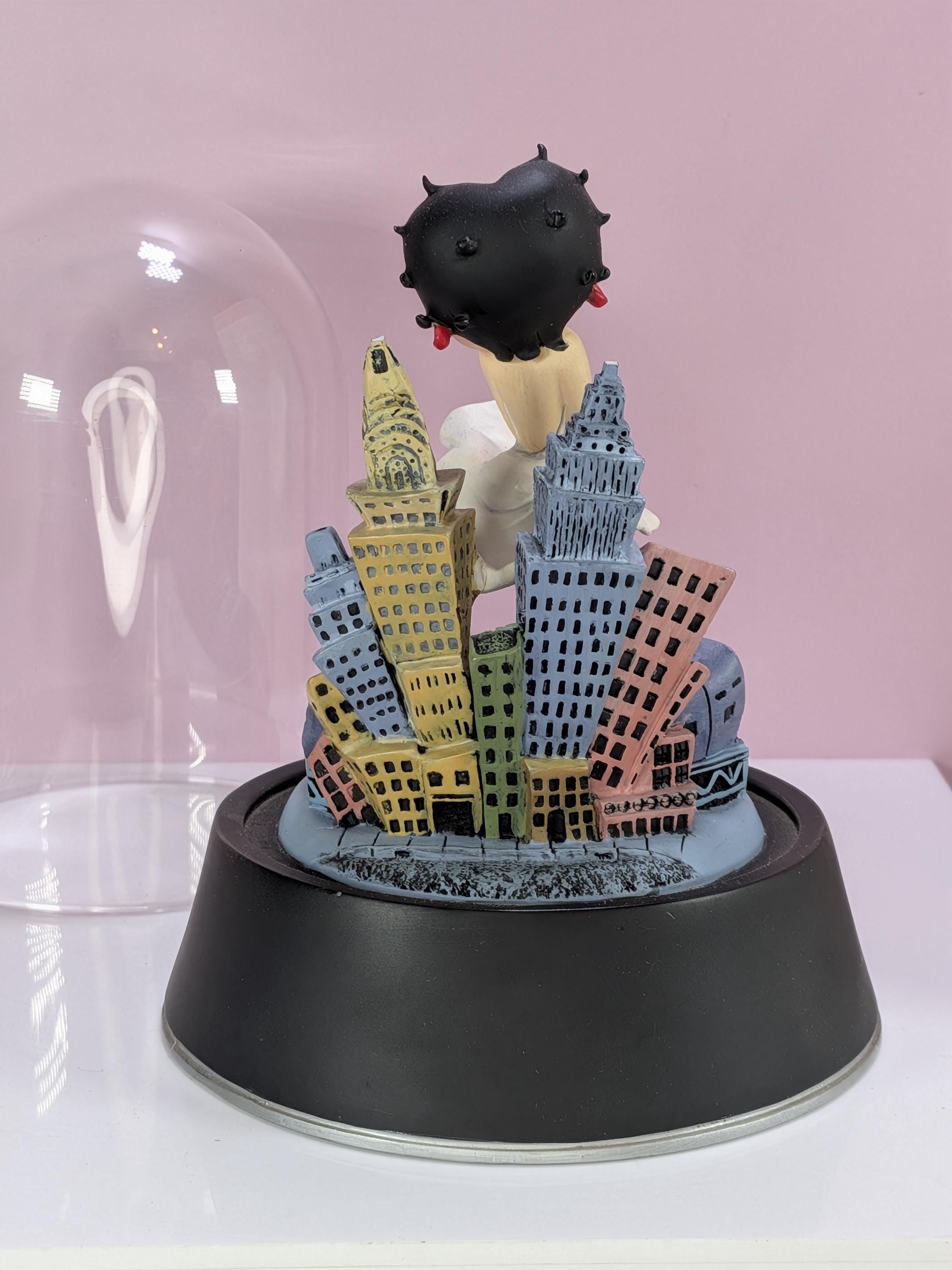 Vintage Betty Boop 4 Piece Collection, 1996 Franklin Mint Cool Breeze Figurine with Box COA Dome, Pristine Mini Locking Journals Diaries Set view 8