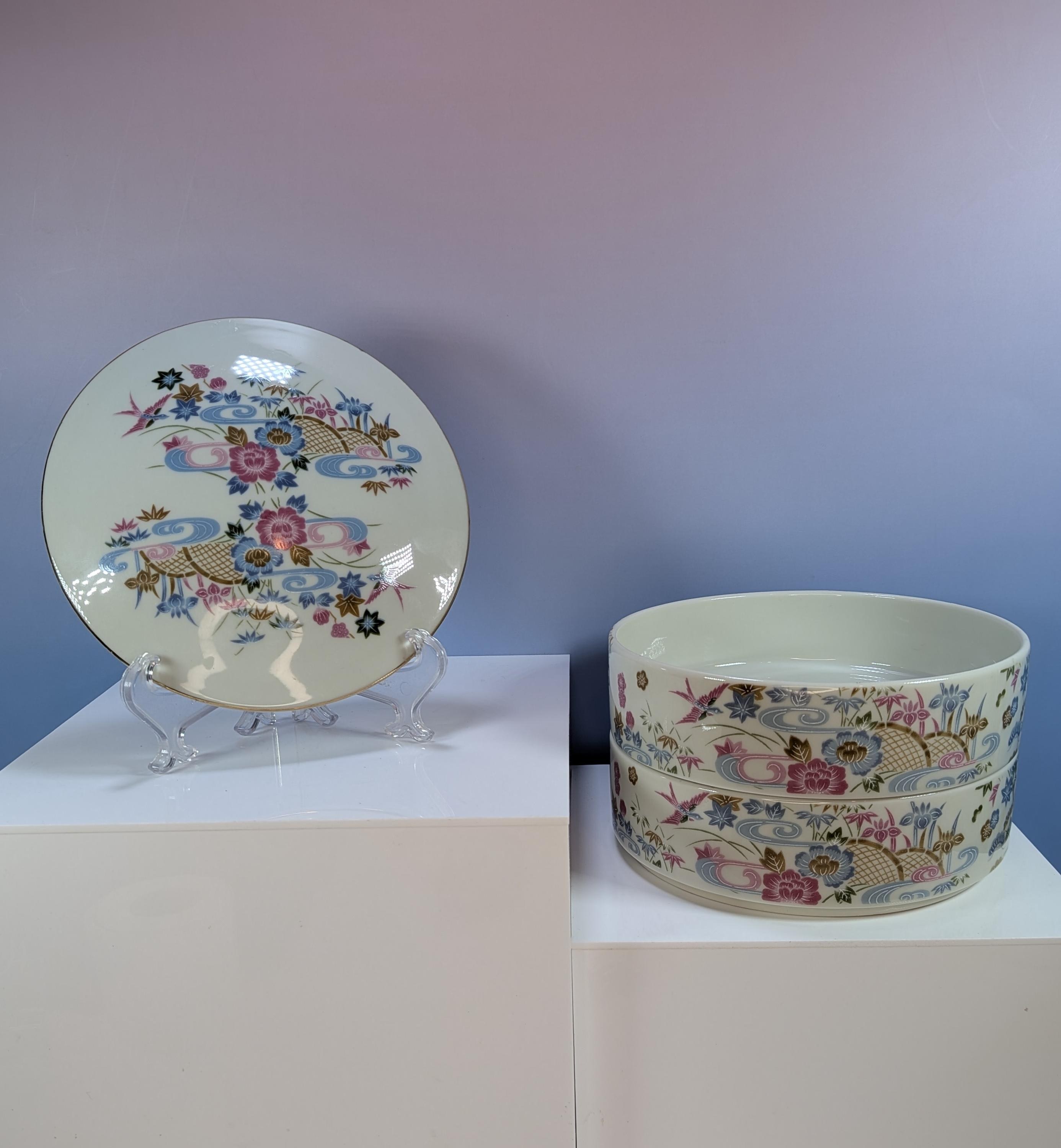 Vintage Shibata Japan Porcelain Stacked Bento Box Three Tier Lidded Imari Floral Jubako Serving Dish - Immaculate Condition! view 4