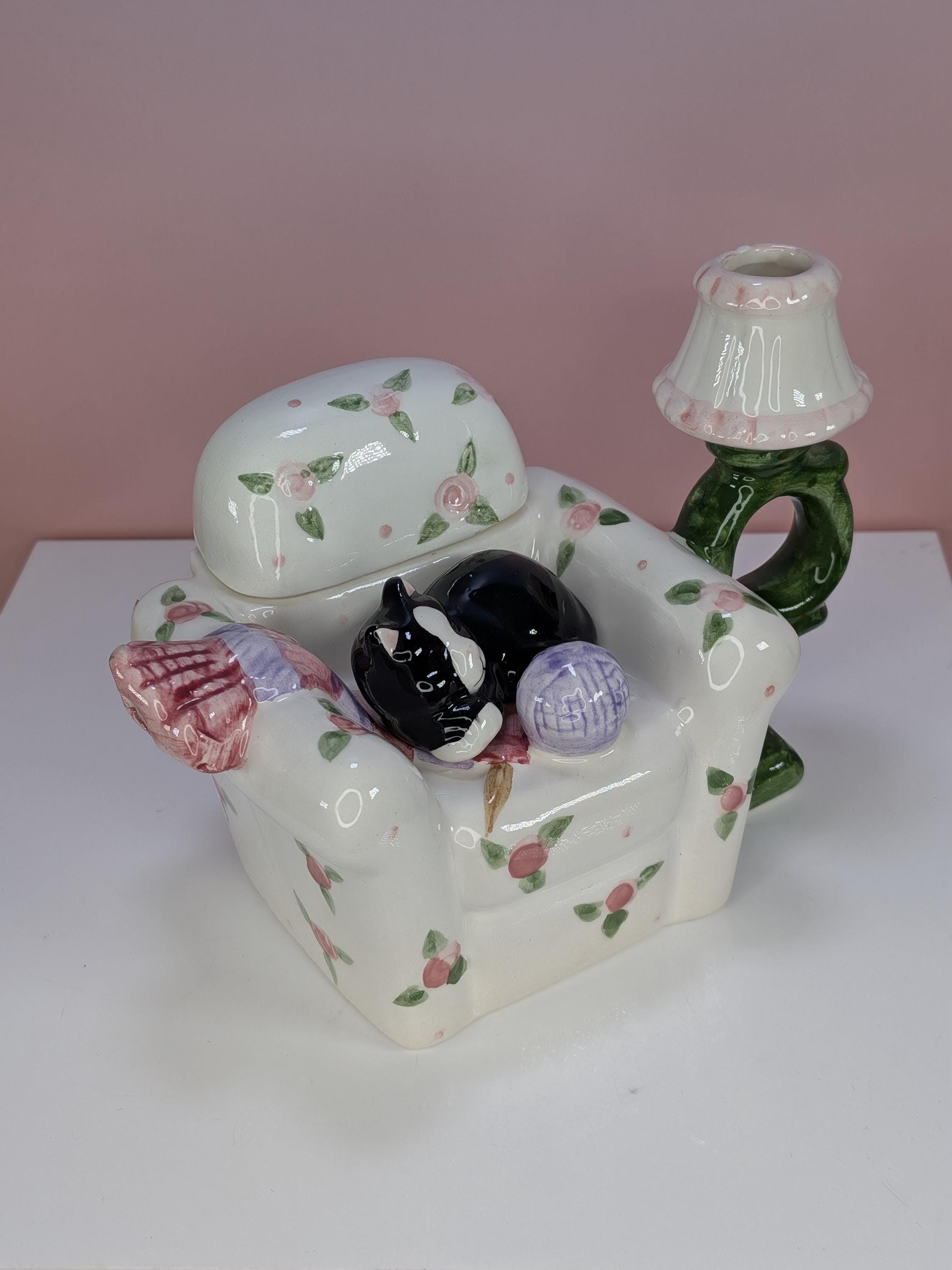 Vintage World Bazaars Miniature Teapot Set Tuxedo Cat And Cavalier King Charles Spaniel Puppy Dog Pair -Single Serving - Pristine Condition! view 11