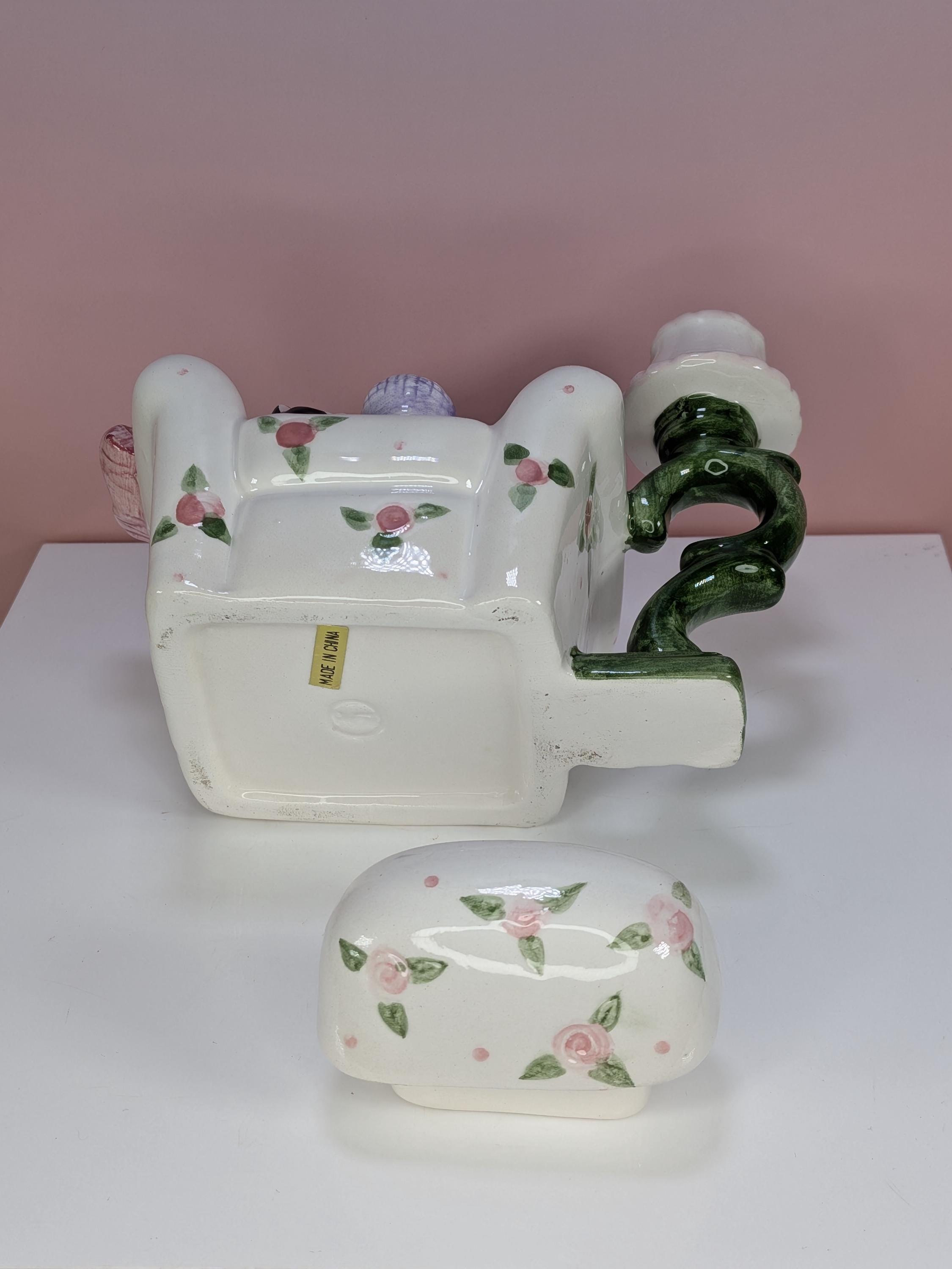 Vintage World Bazaars Miniature Teapot Set Tuxedo Cat And Cavalier King Charles Spaniel Puppy Dog Pair -Single Serving - Pristine Condition! view 15