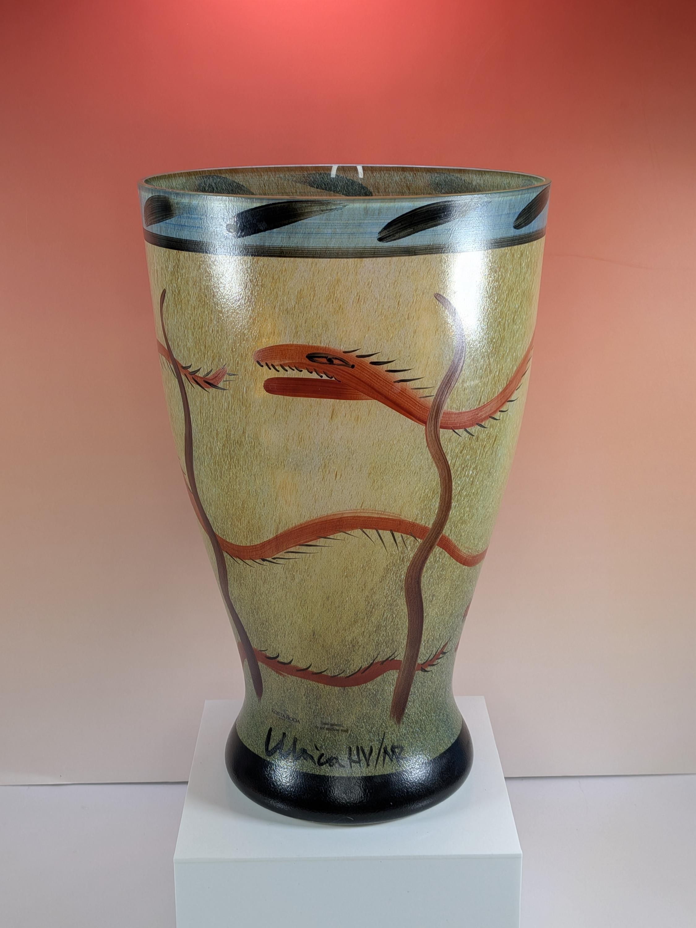 Kosta Boda Nevada Glass Vase Signed Ulrica Hydman Vallien 13" Swedish Art Glass Hand Painted Desert Serpent Vintage - Immaculate Condition view 12