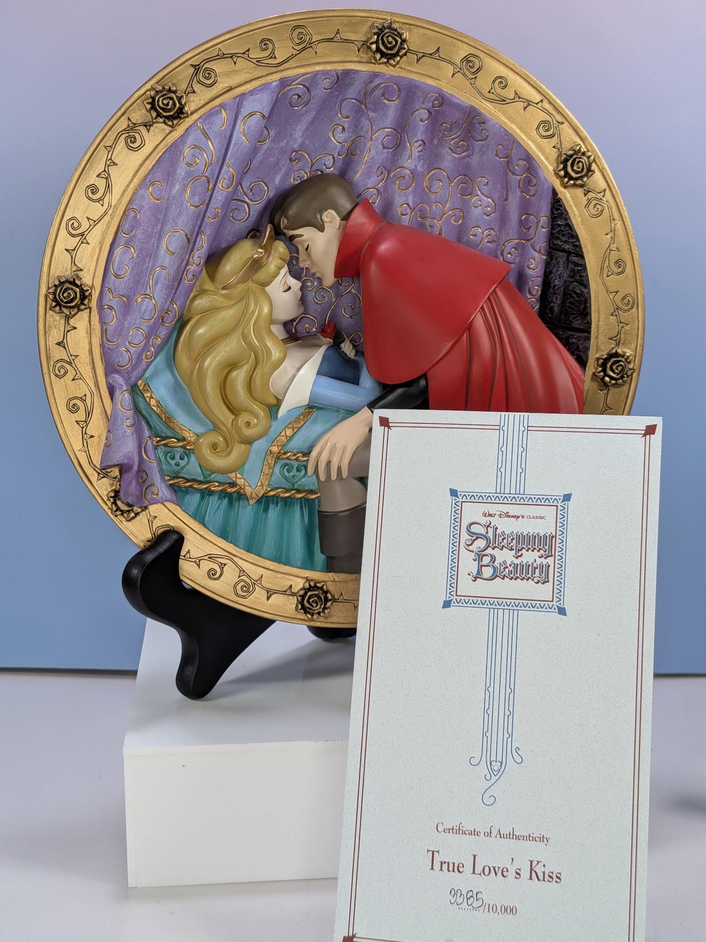 Complete Set of 4 Vintage Disney Store Sleeping Beauty 3D Sculptural Plates - Limited Edition - Mint in Box - with all 4 COAs view 16