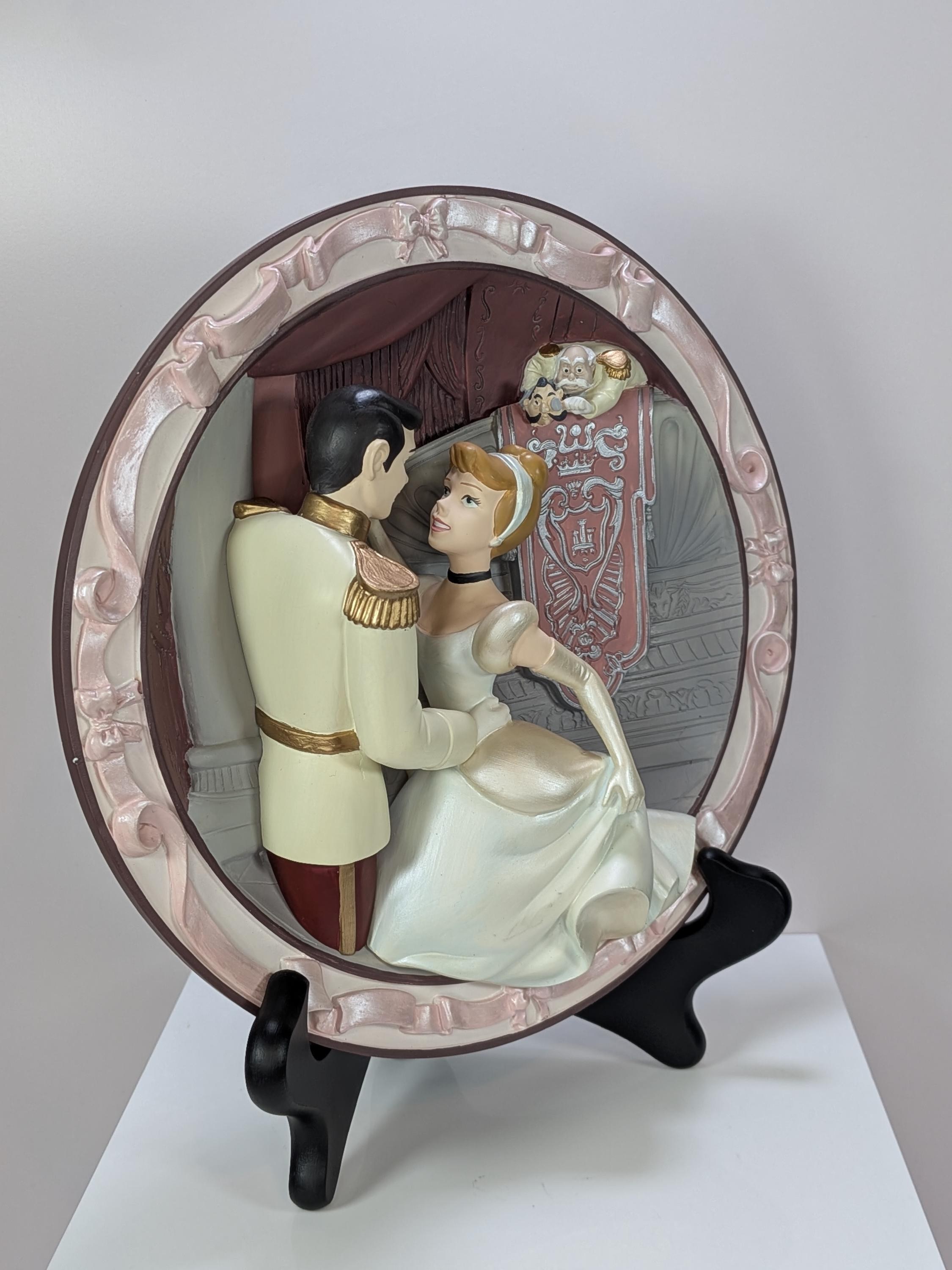 Complete Set of 4 Rare Vintage 90s Disney Store Cinderella 3D Sculptural Plates - Limited Edition - Like New - Original Boxes & COAs view 15