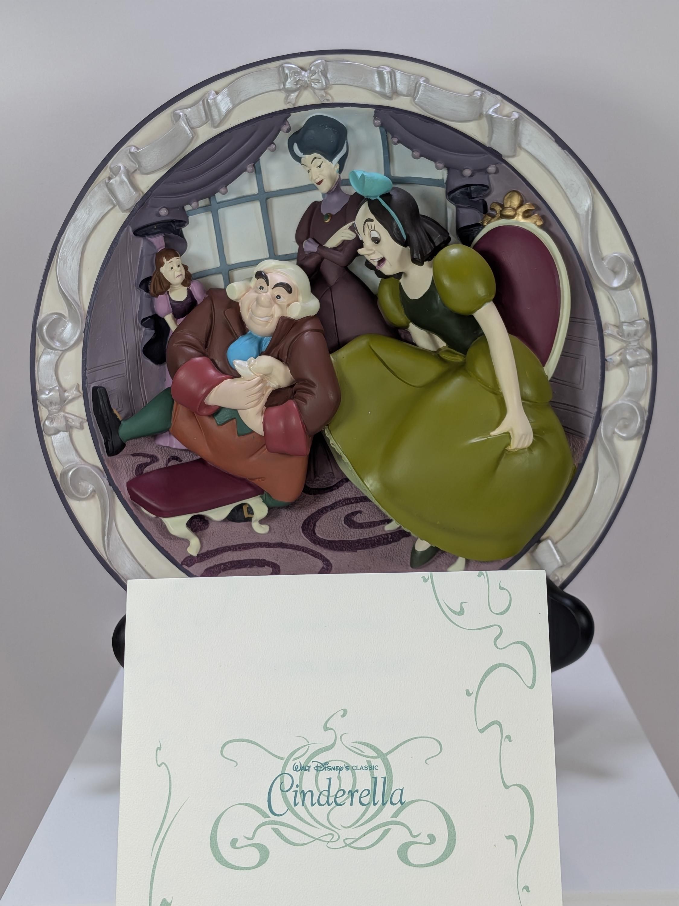 Complete Set of 4 Rare Vintage 90s Disney Store Cinderella 3D Sculptural Plates - Limited Edition - Like New - Original Boxes & COAs view 17