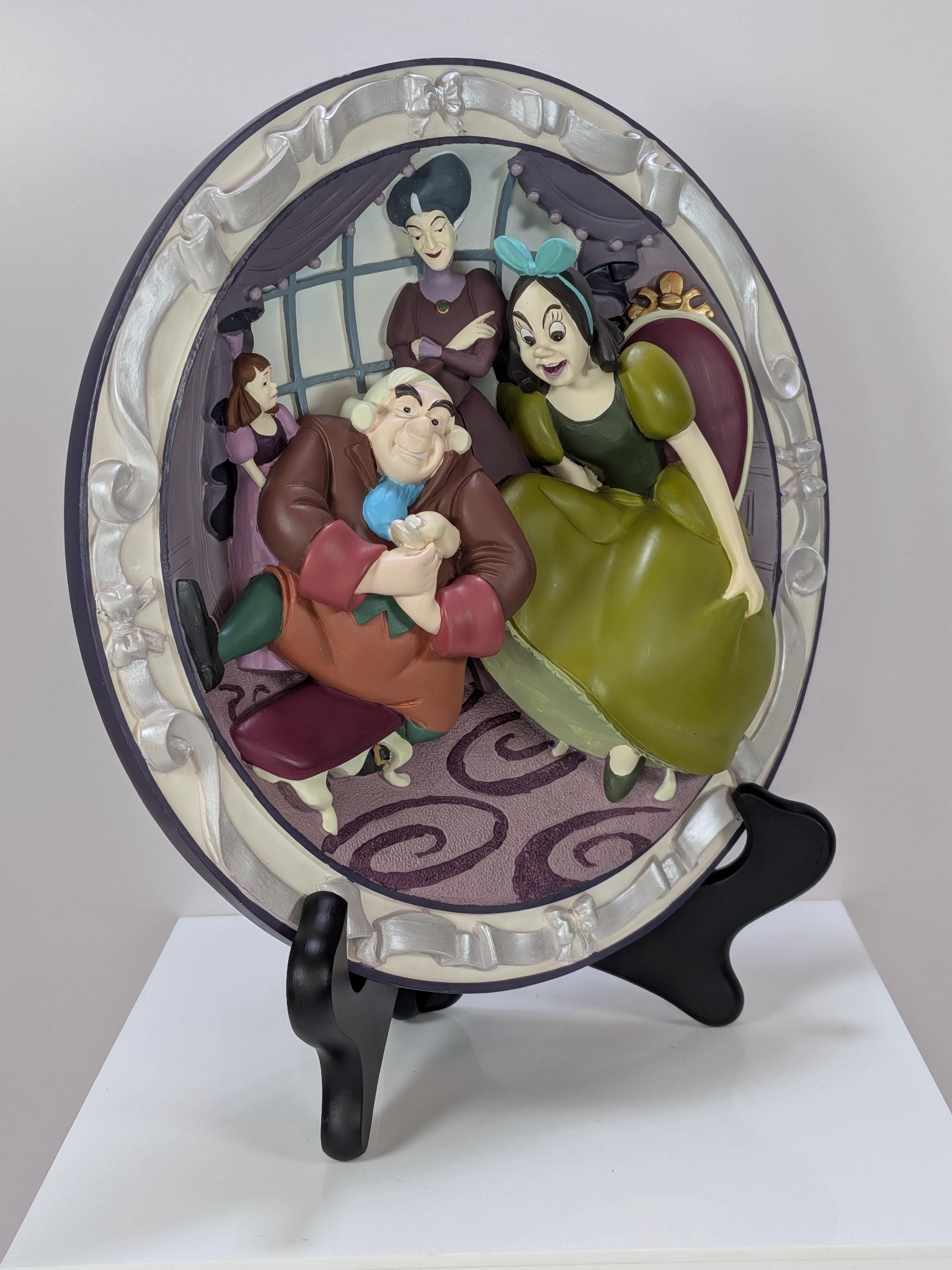 Complete Set of 4 Rare Vintage 90s Disney Store Cinderella 3D Sculptural Plates - Limited Edition - Like New - Original Boxes & COAs view 18